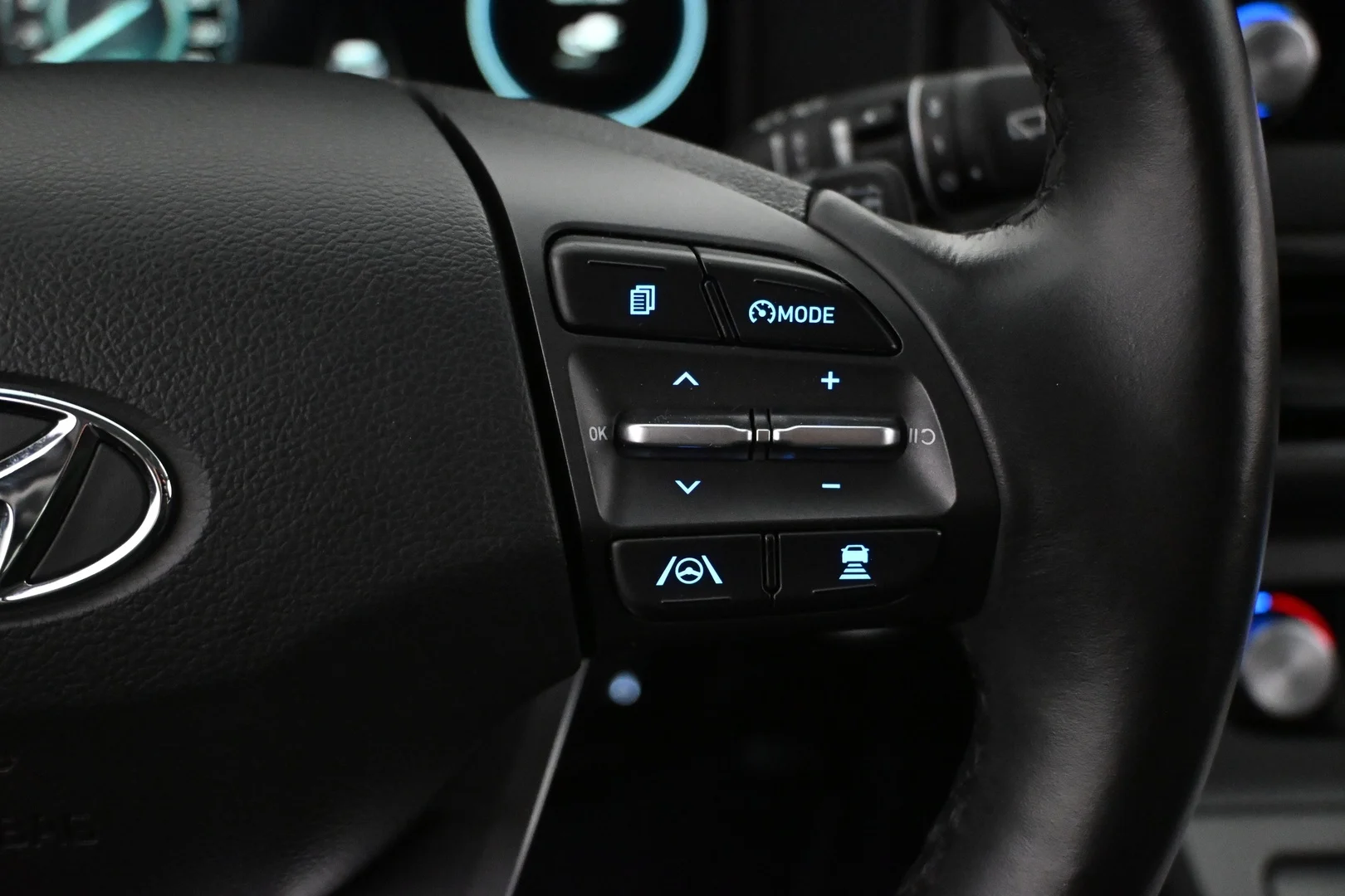 Car Image - 2xe0mPx4FAnGlcWAX0m4yp