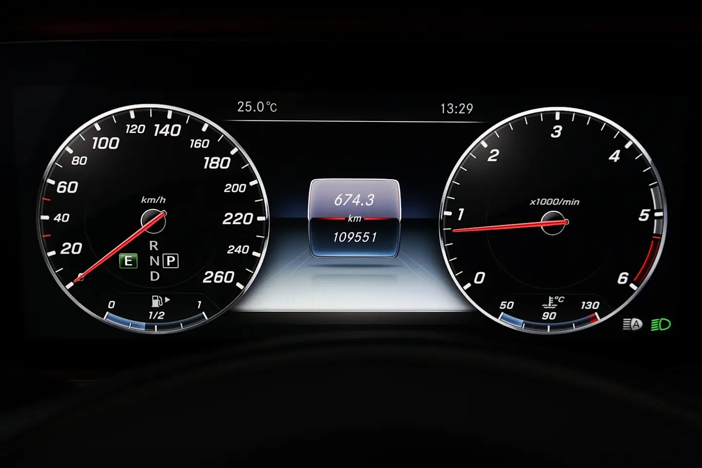 Car Image - 5BMAkzcYoec3y307NCVkXt