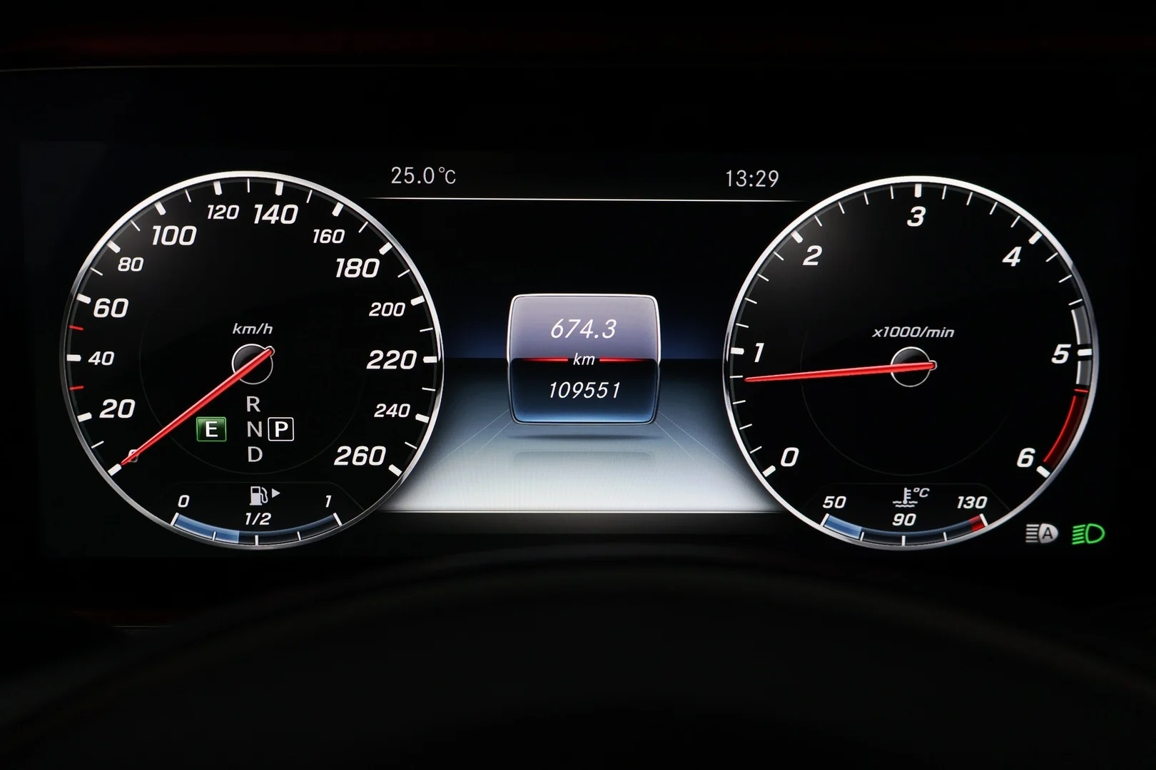 Car Image - 5BMAkzcYoec3y307NCVkXt