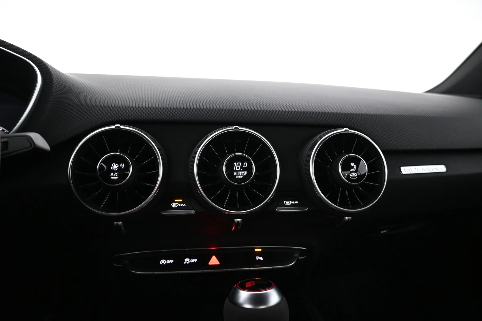 Car Image - 5UaLbhXyJ79Hr3xuVeJkM1