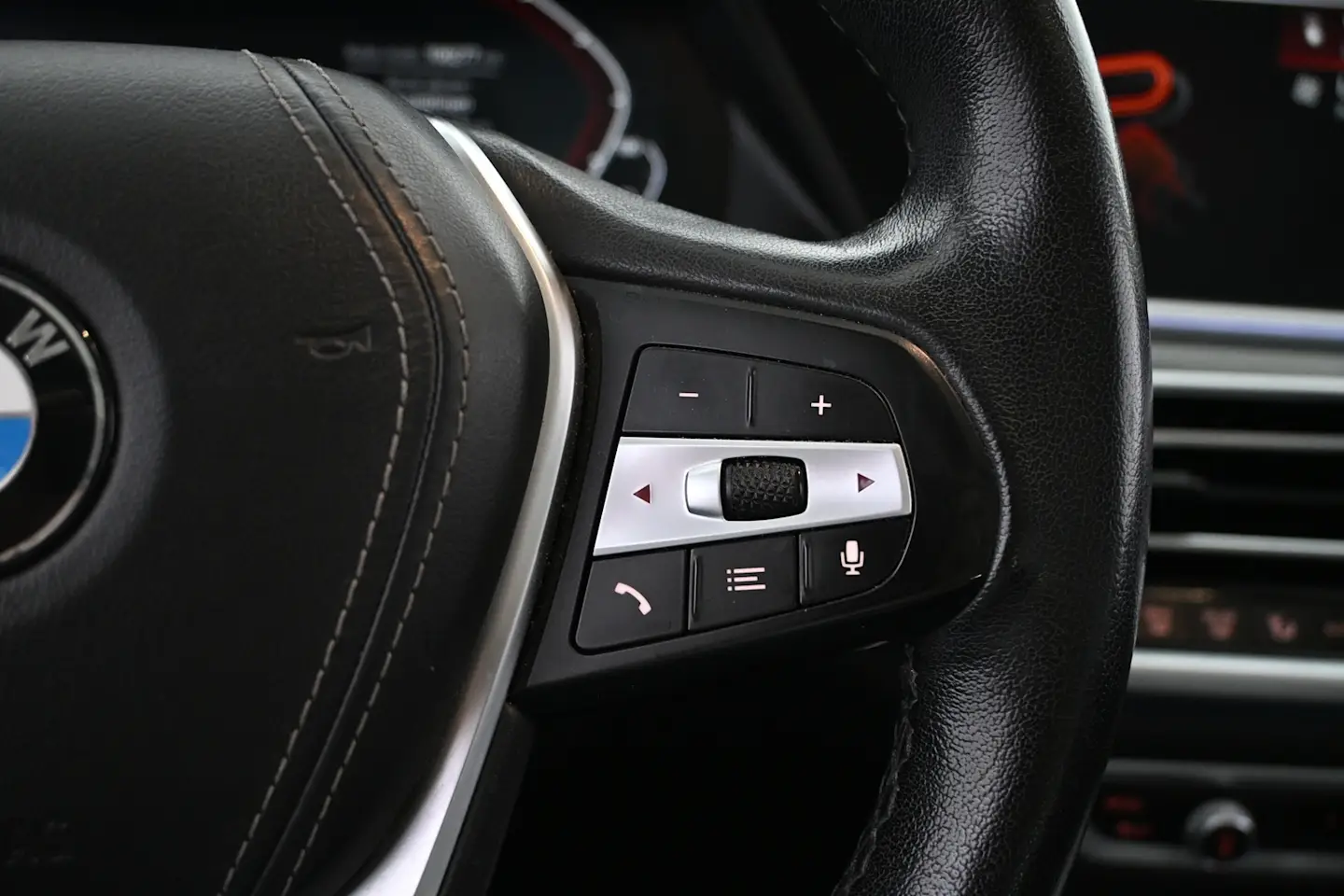 Car Image - 5eOsRwcHCYIqCphjiZEkcy