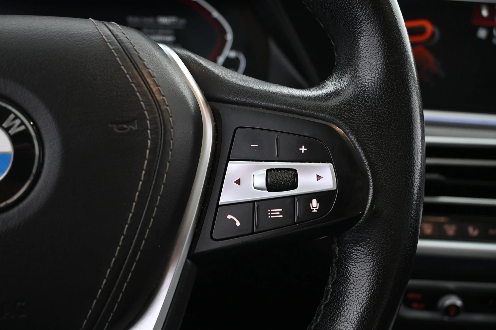 Car Image - 5eOsRwcHCYIqCphjiZEkcy