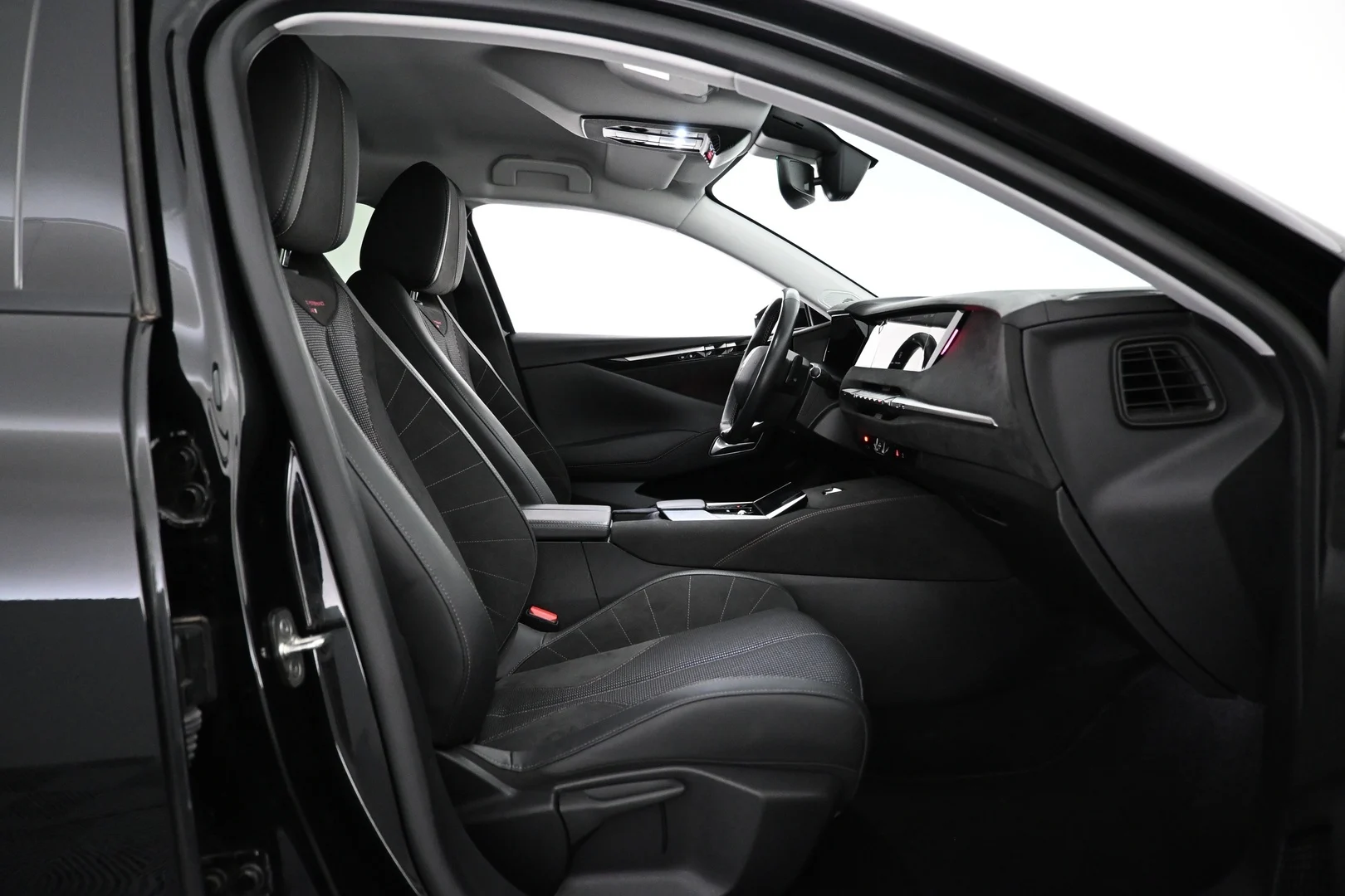 Car Image - 77ILVx5bSsKlPTXRhDlpoo