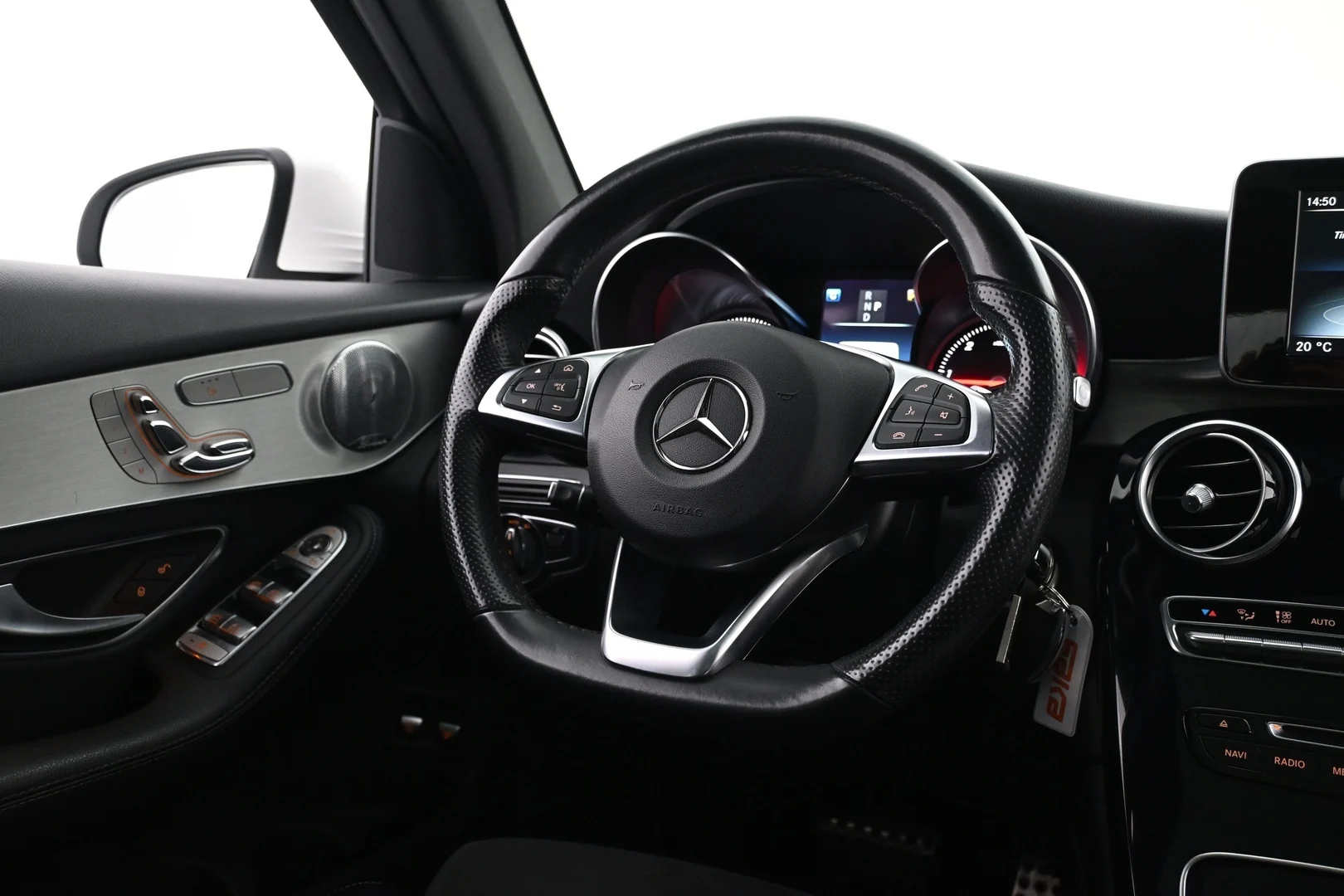 Car Image - 3wmISW7nQ3JaingS0z8Kz6