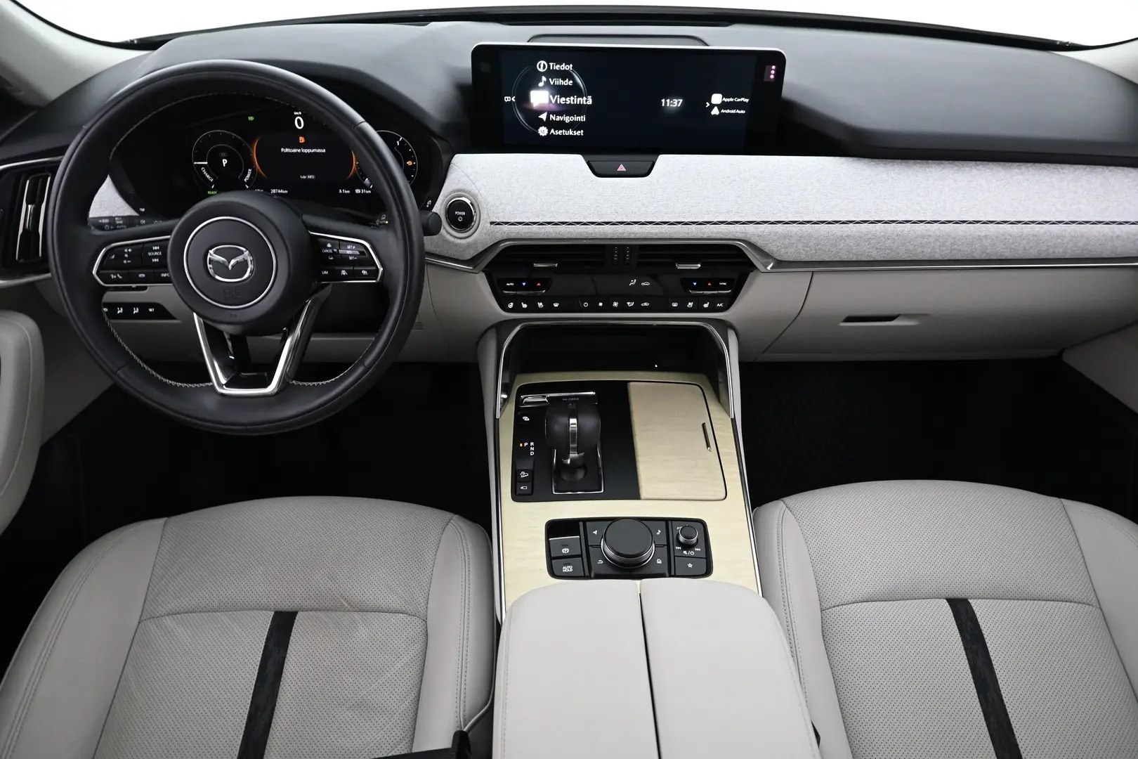 Car Image - undhtycCcdVDyB3YbJDr5