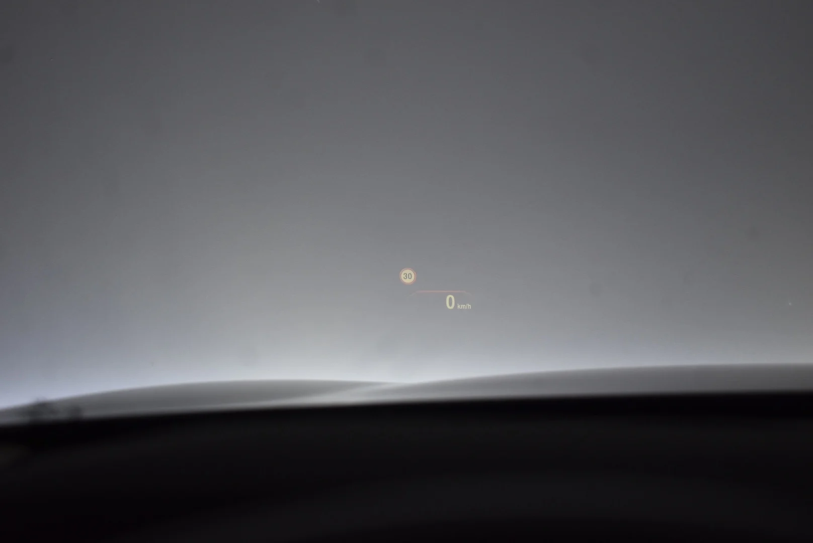 Car Image - 10x7DI300gjr3XC7yxPZQn