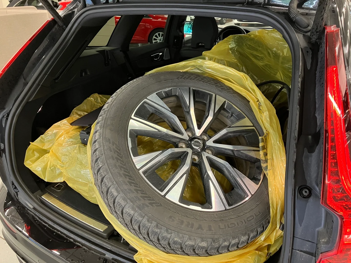 Car Image - 5BK2n8XCIVNUuKxmGm0IKX