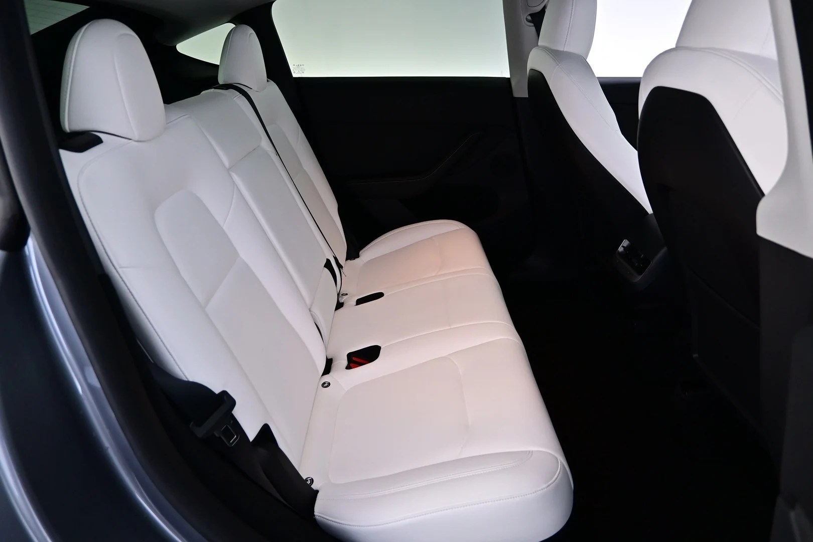 Car Image - cJK19QVybosn69r9jumE6