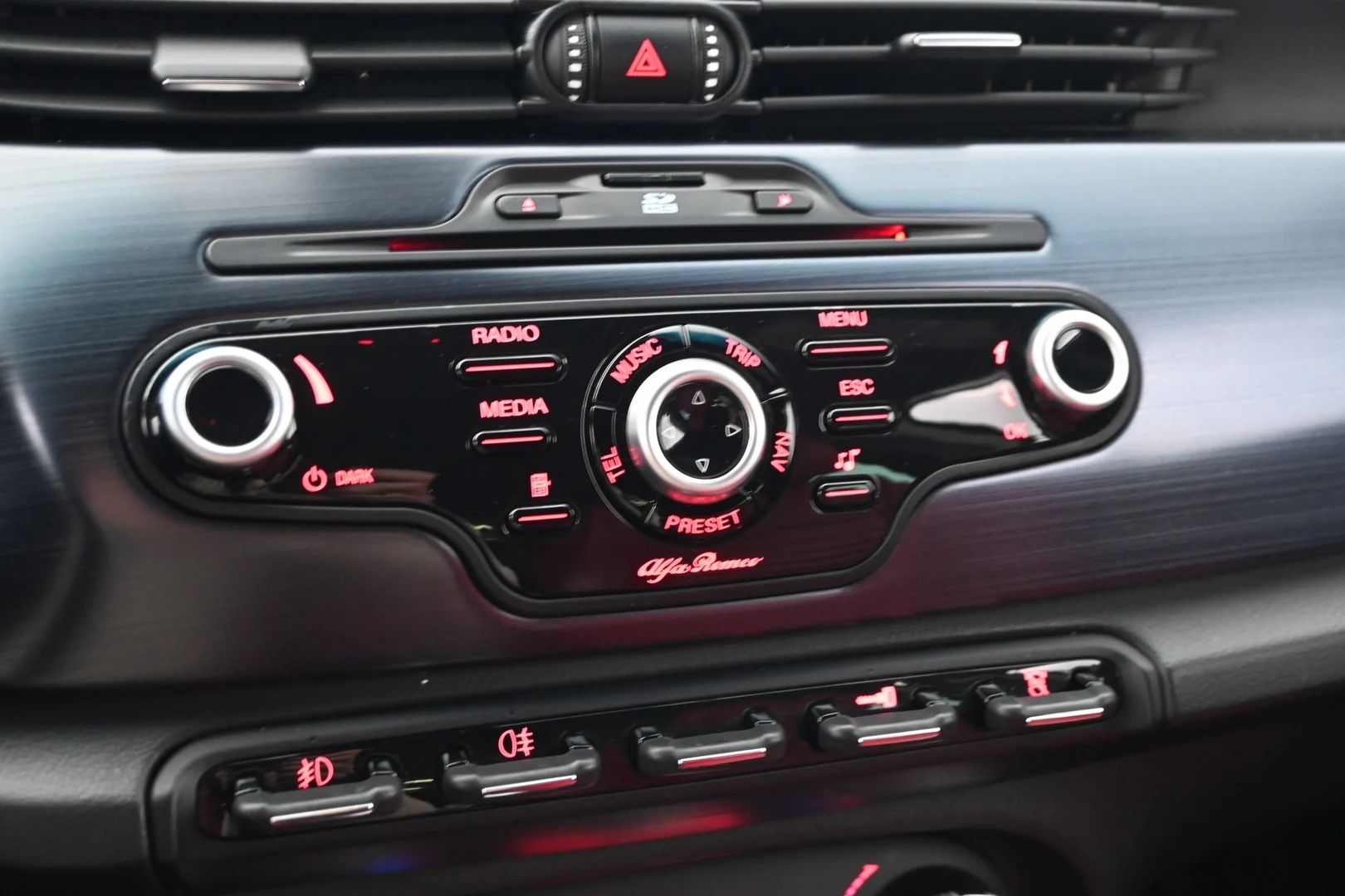Car Image - 3IG0J5q9iu3WM7iZBNd9tP