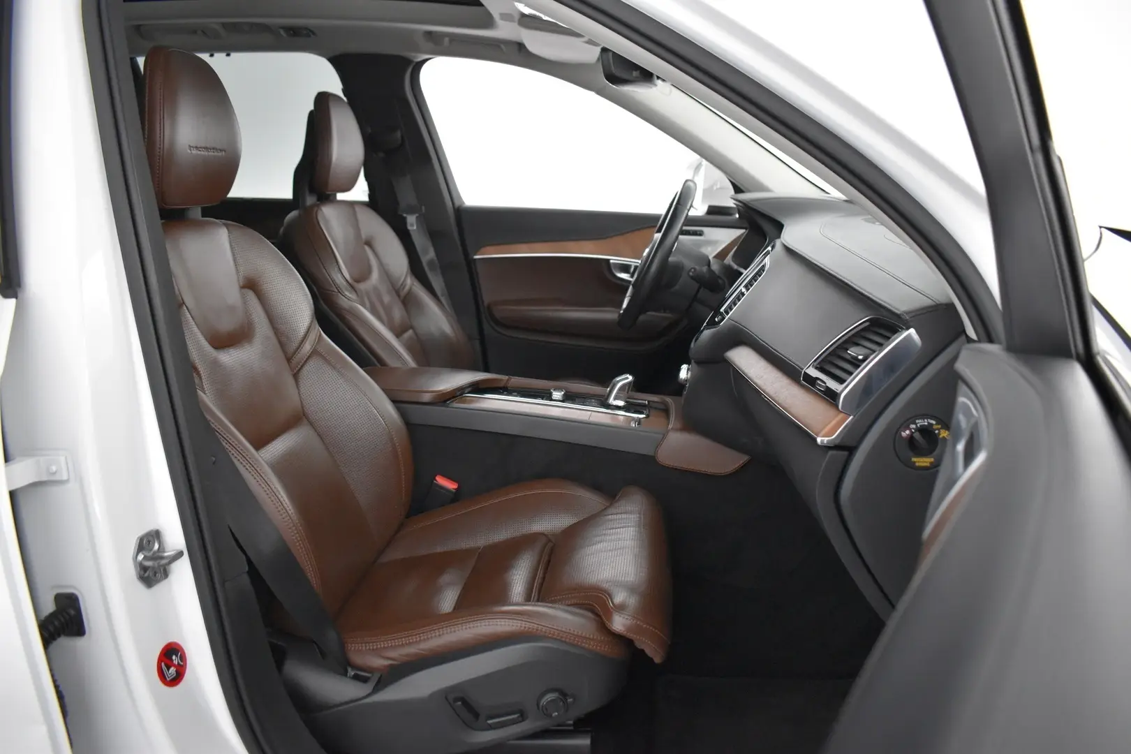 Car Image - 4p6B2A7GLrRgaIVMgB7Muz