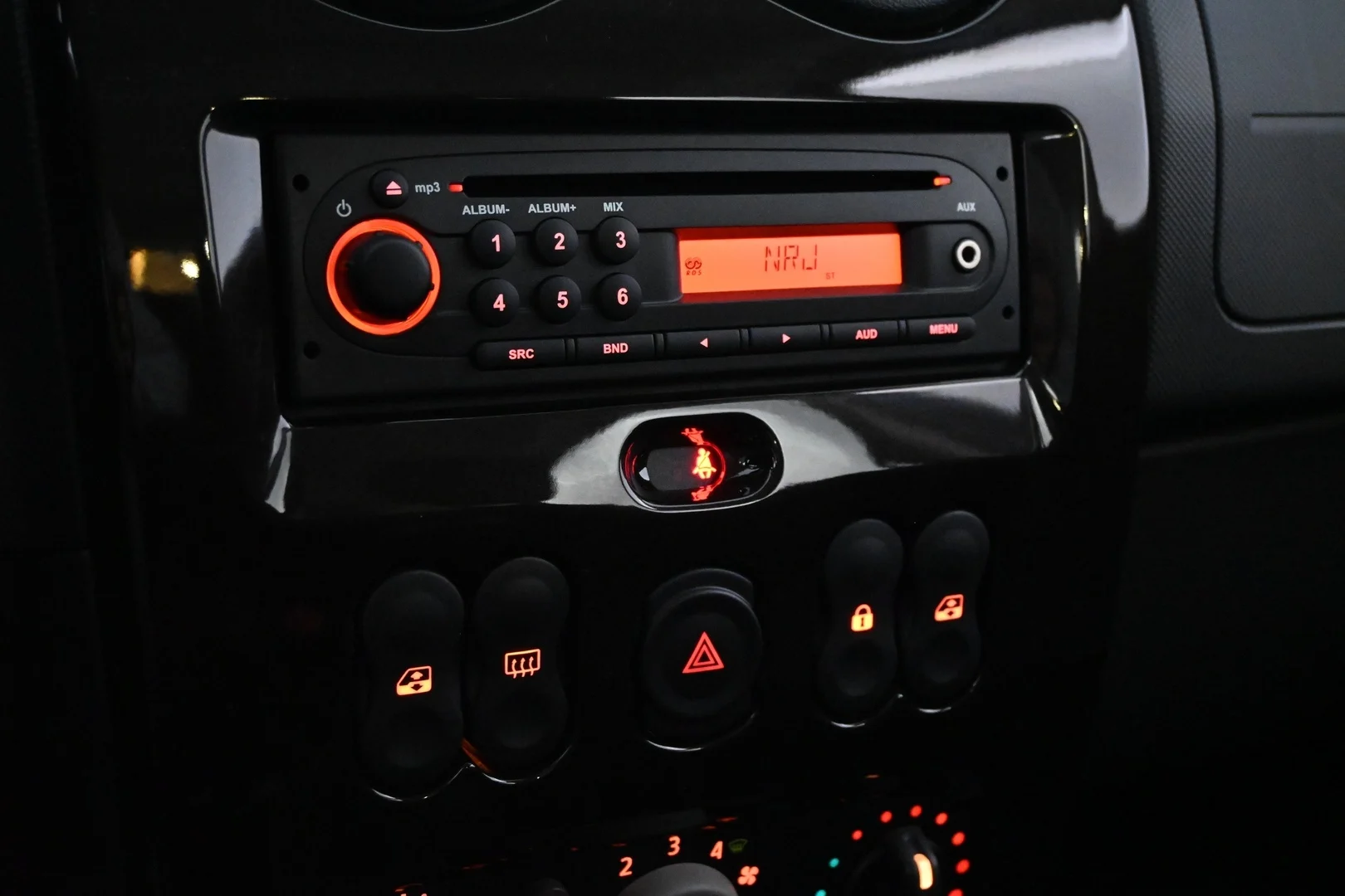 Car Image - 5I590Otuxa7T8rQKLeYgAf