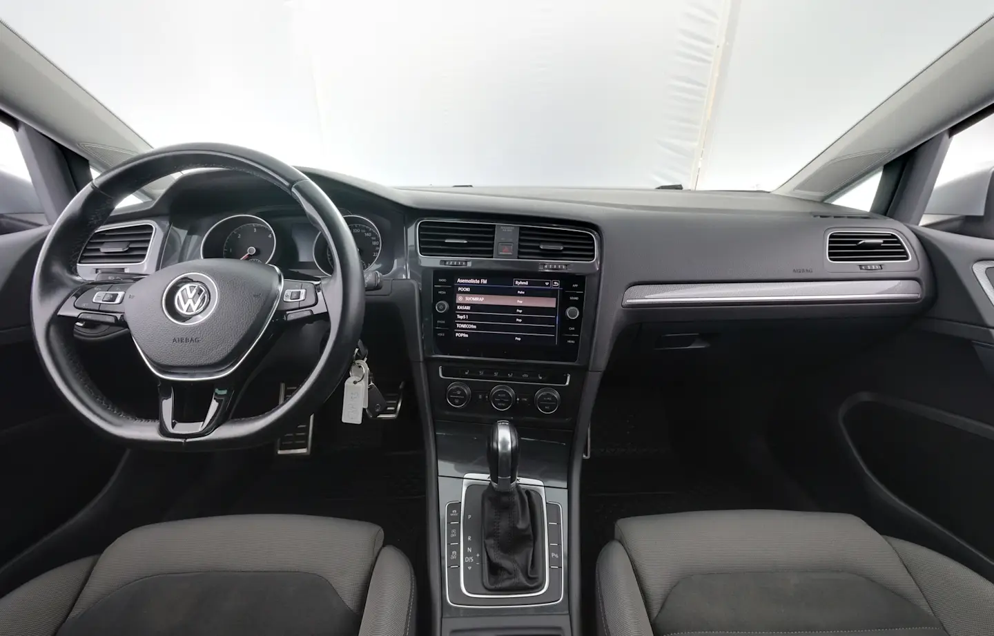 Car Image - 1XzUHb5Dq5cz2GncMDV6JY