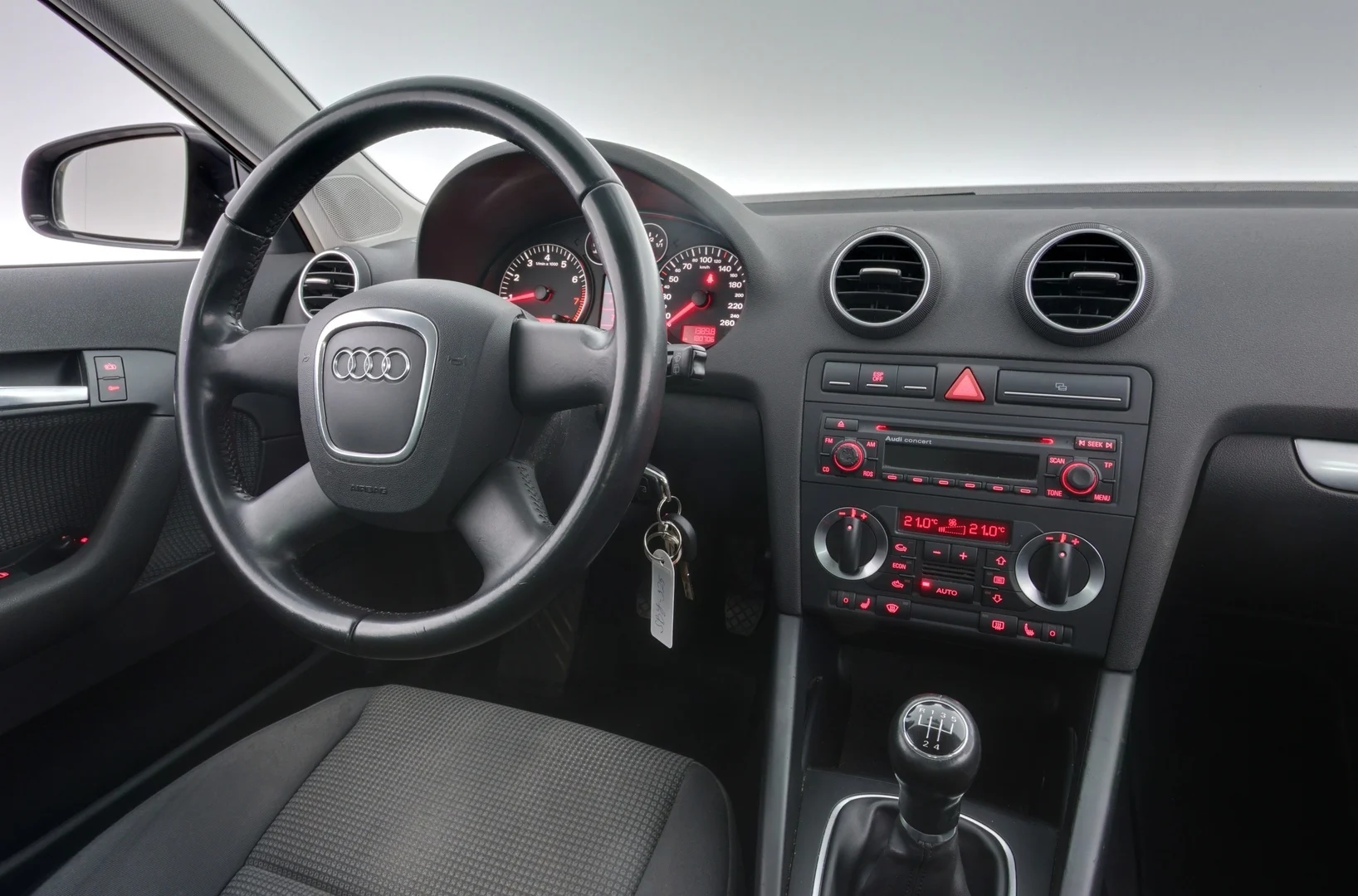 Car Image - 1eOZrcYK7CltalaYi1TF6K