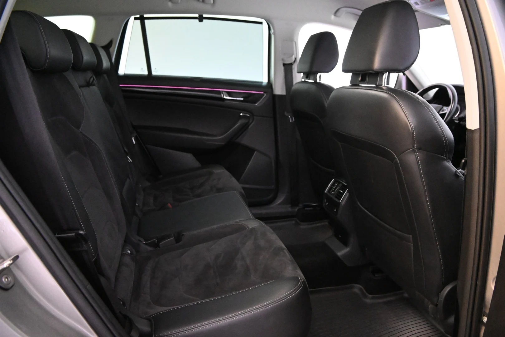 Car Image - 2knnROGUucRrAJABjut7Qz