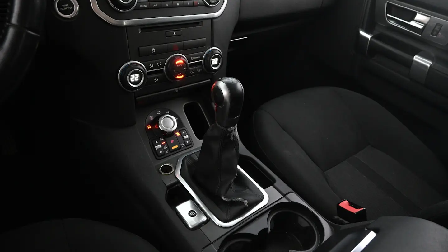 Car Image - 7uQI9fxLol23hClxZmK2sv