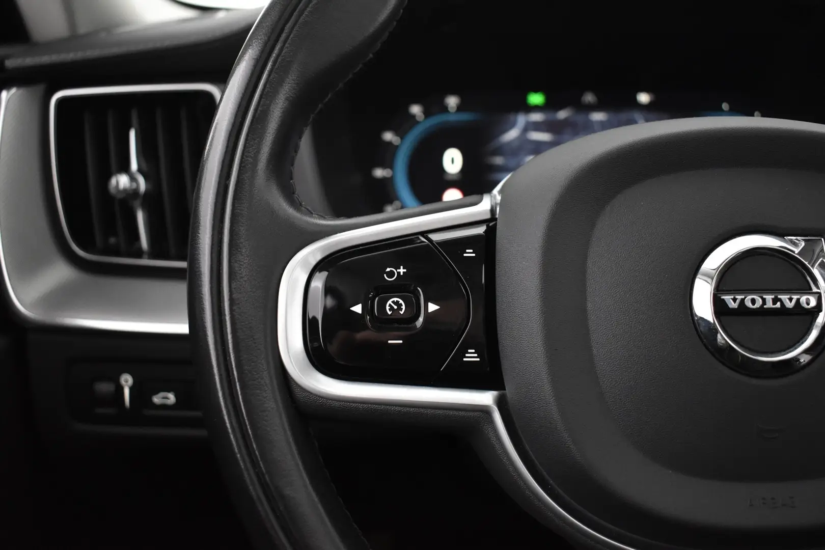 Car Image - 79rHmBjxjFkDAh9uuMyhrk
