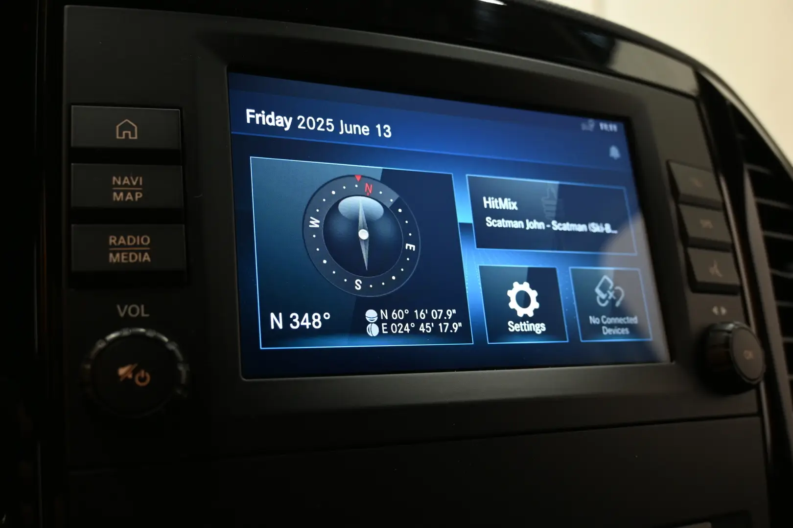 Car Image - FPeHzJC5u2qU1ggMD4zXZ