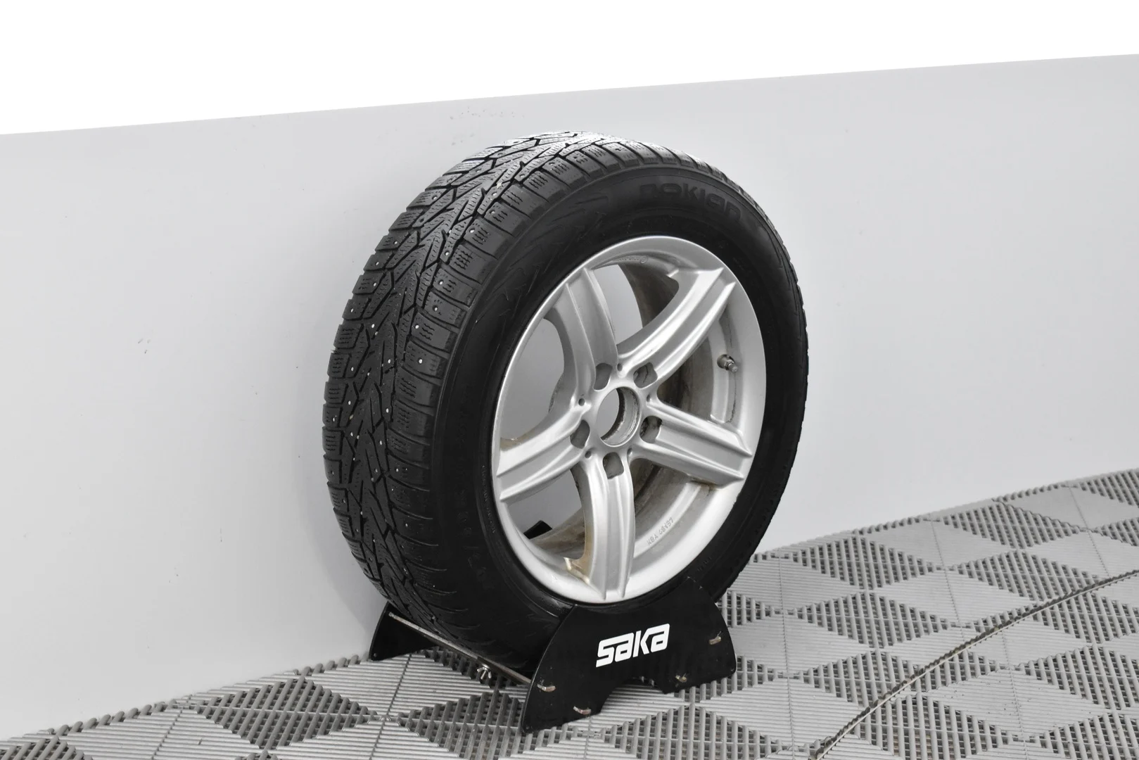 Car Image - 1kW7OdJ4gqA0YWvqhFmVN7