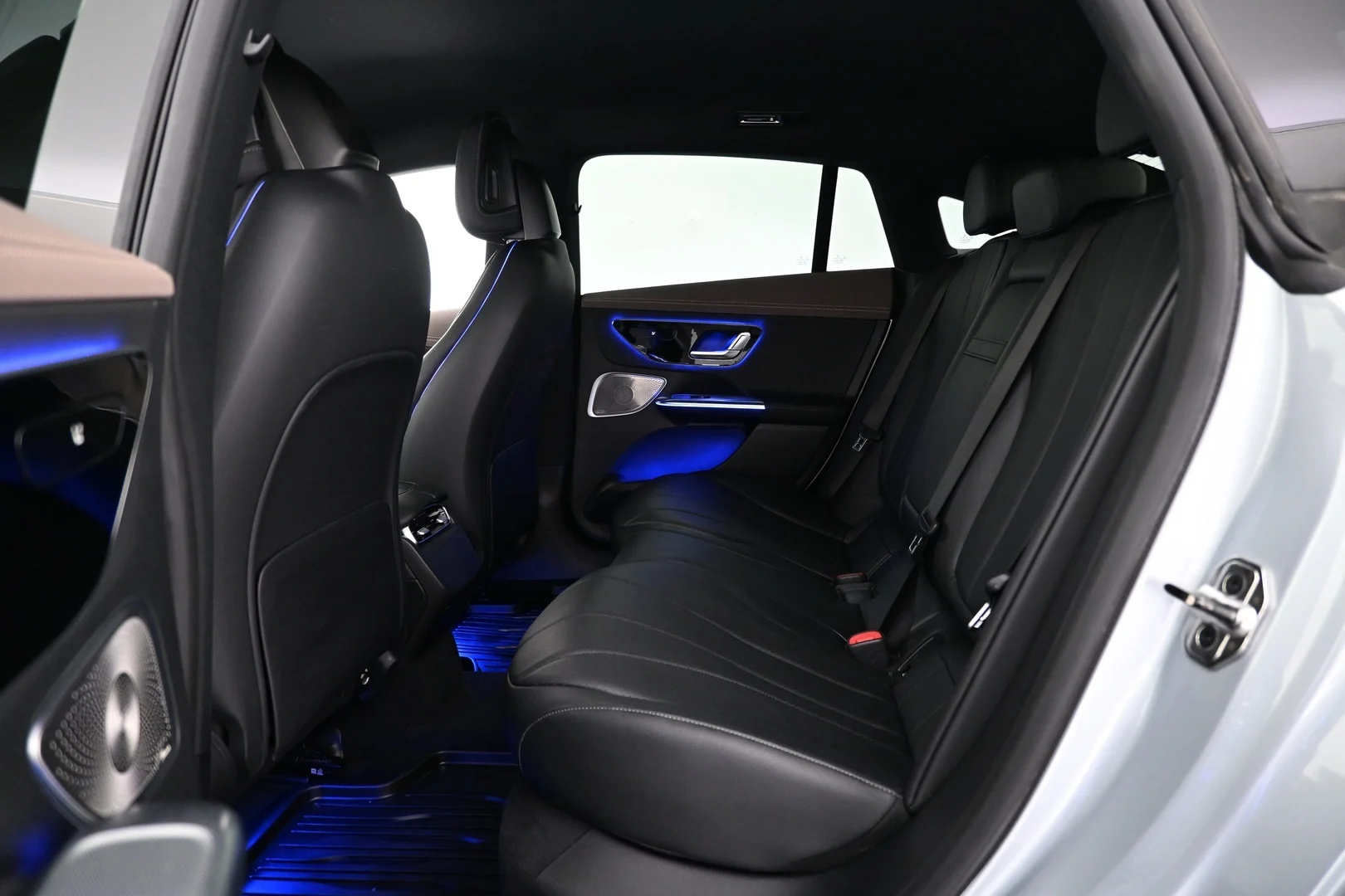 Car Image - 3joA42cTOUXghUDBs6hvgk