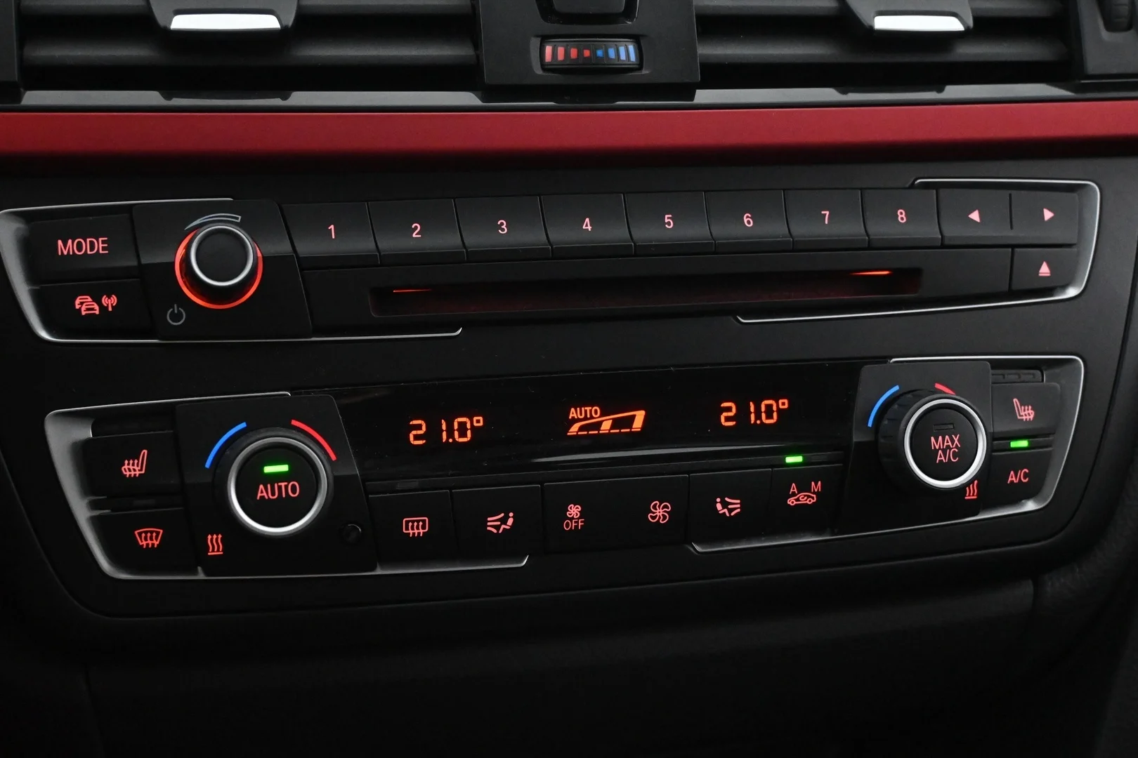Car Image - 7b8YInhflrW61MMnq5zoPP