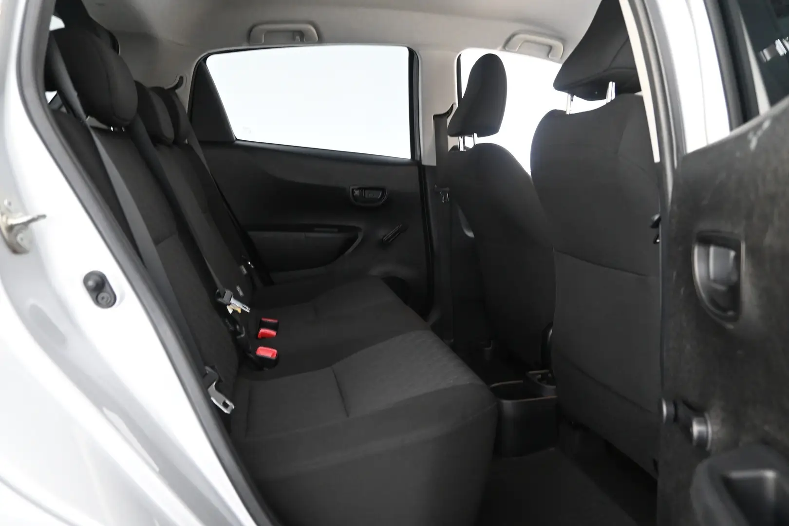 Car Image - 514M4YuShG5S5C626I96SL