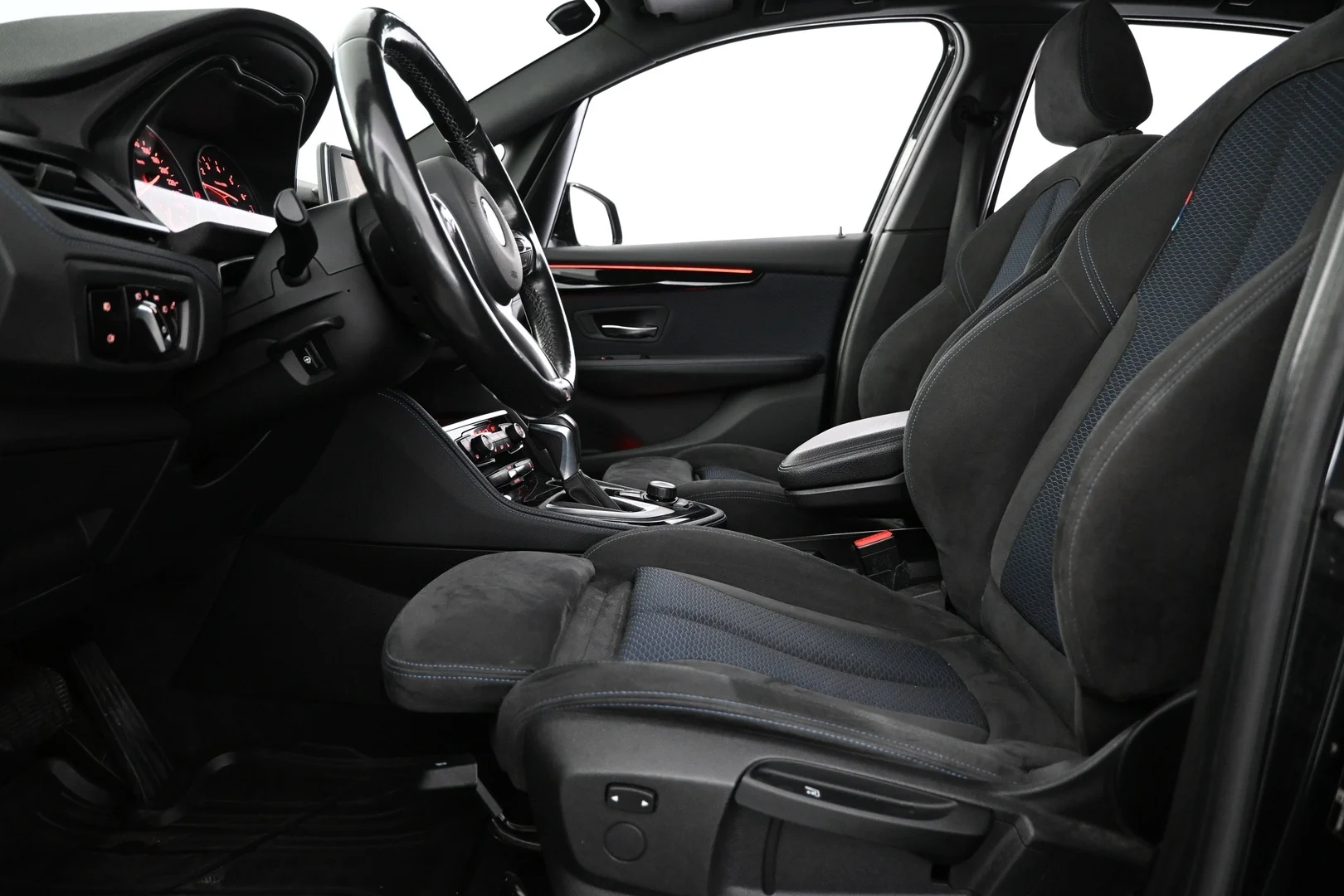 Car Image - 1GaOcSpMWyxcH6VuzhiXEa