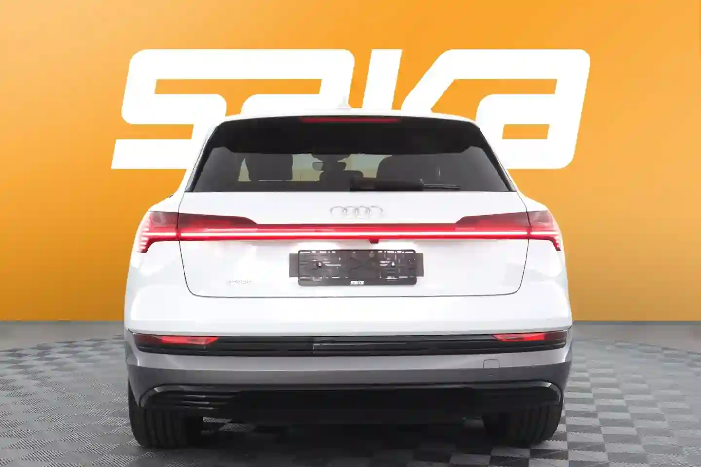 Car Image - 0cIK9AyctBKVLUmVHoLGu