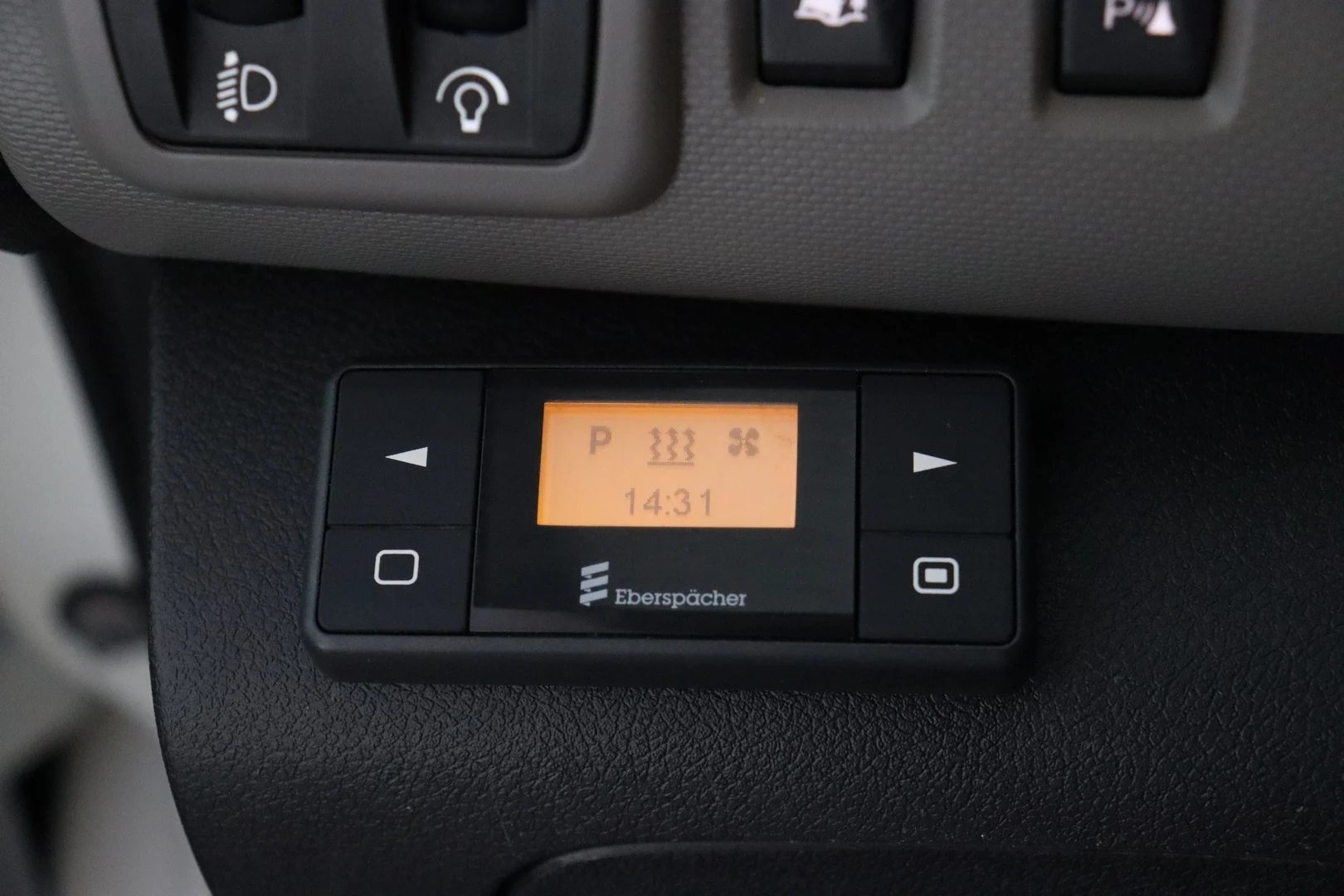 Car Image - AGmIuaFhrCBmtIp9N6ini