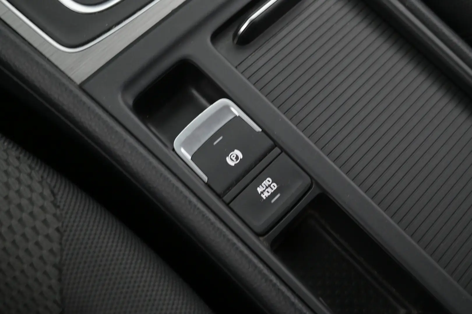 Car Image - 5UwHQP86INKxtCvCKxQwck