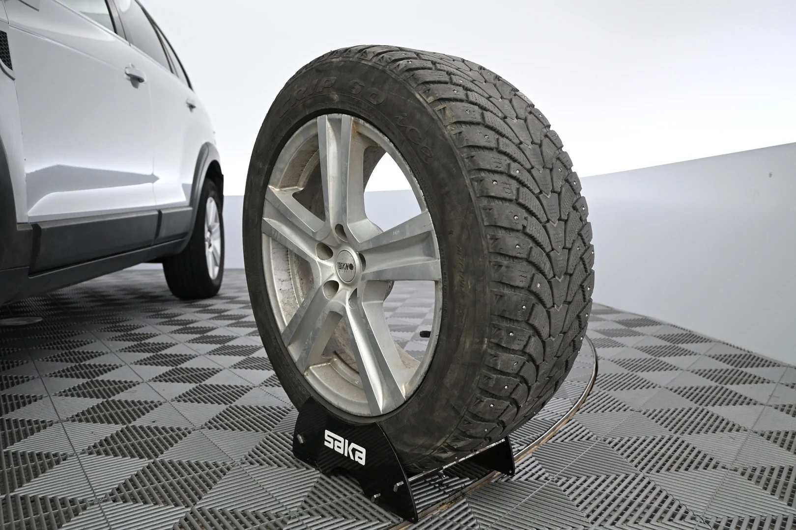 Car Image - 3PLxO1I2DhA8cJzUPVOTyB