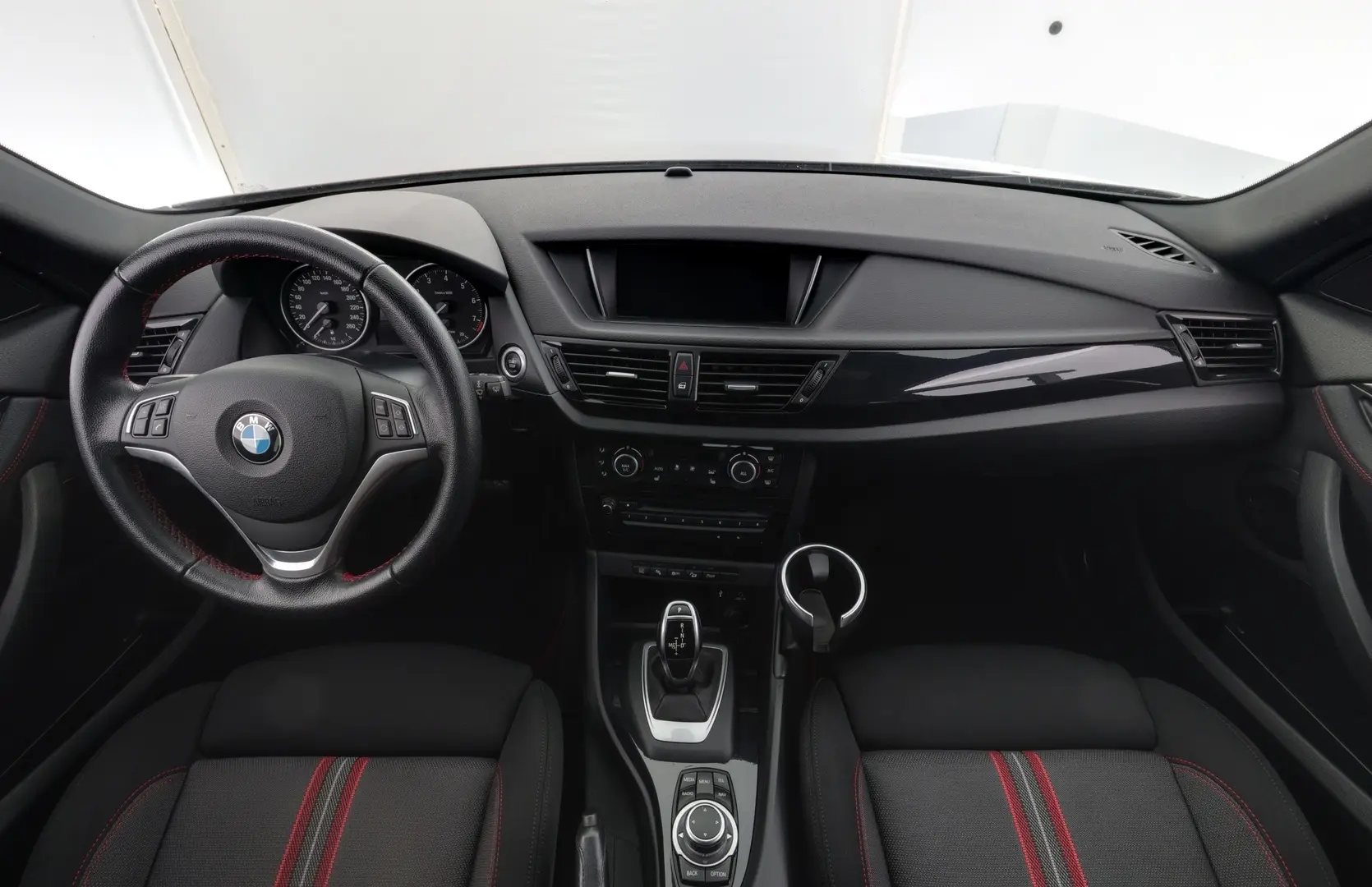Car Image - 3K84tbDqZ1MpHLmIITlBtm