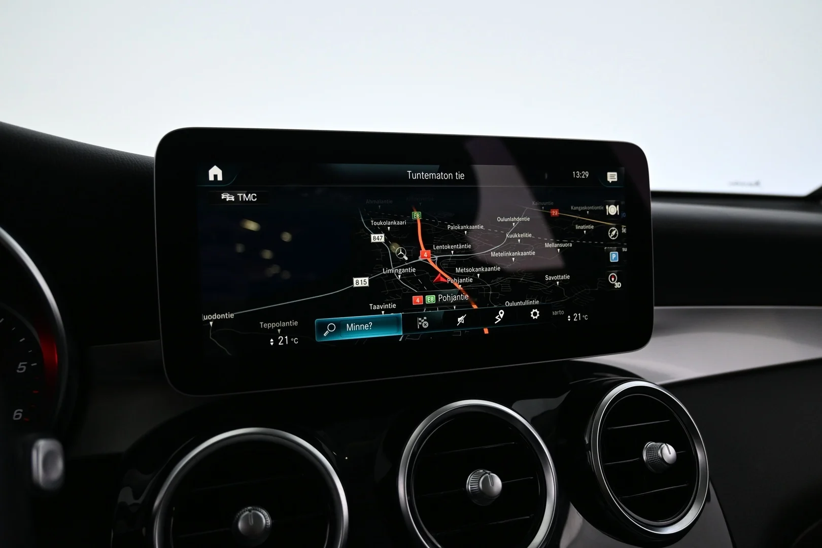 Car Image - 69MJJiXak27ghiBgAwn8EM