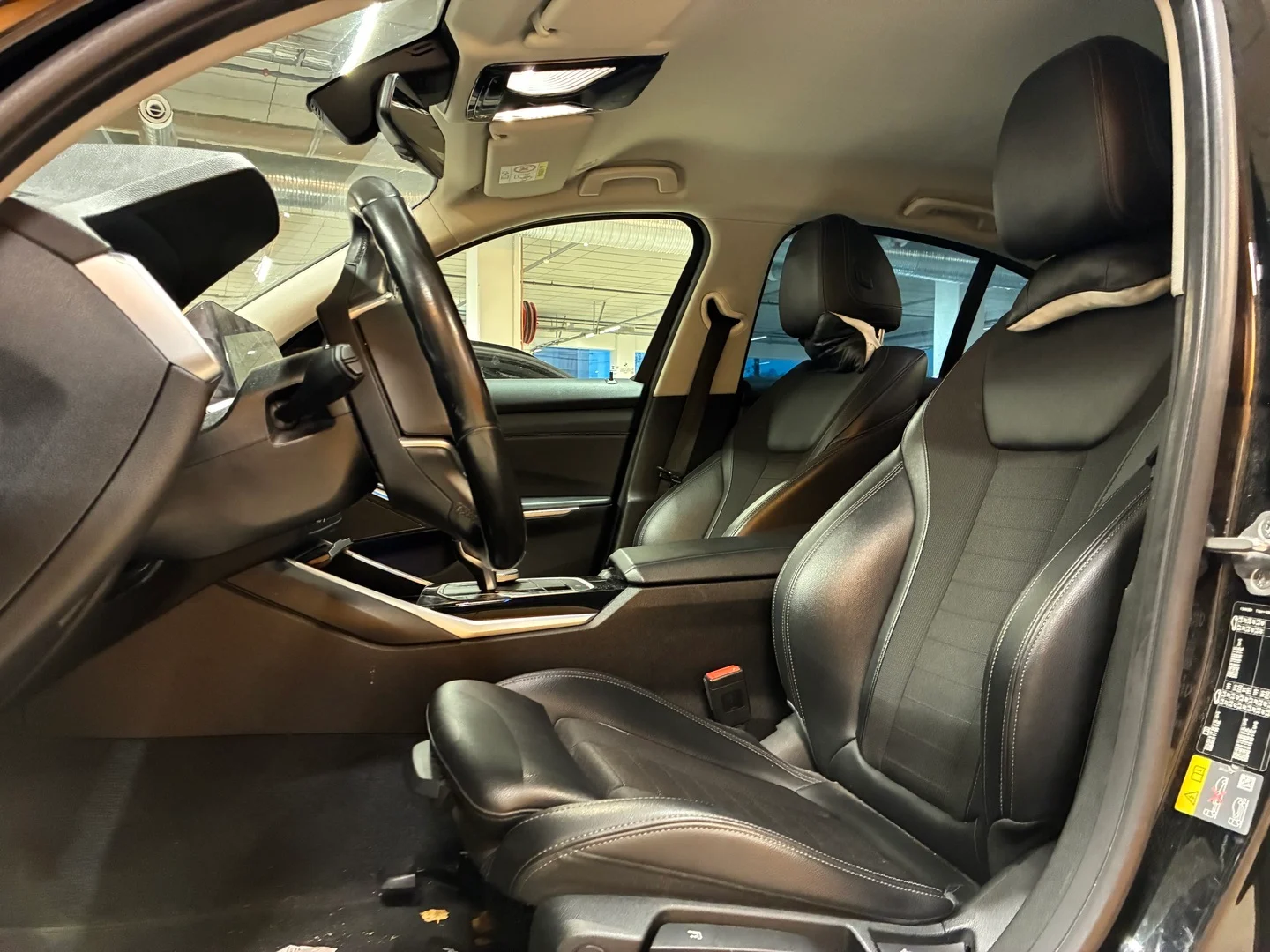 Car Image - 2BZtqYyP1rwumNuuMzX4pT