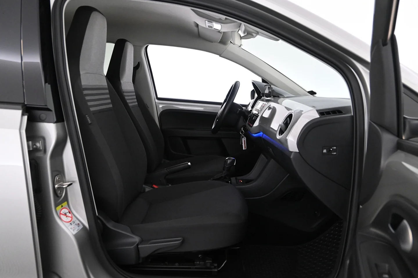 Car Image - 5R7p54NzLcq6mDvDKv9kd2
