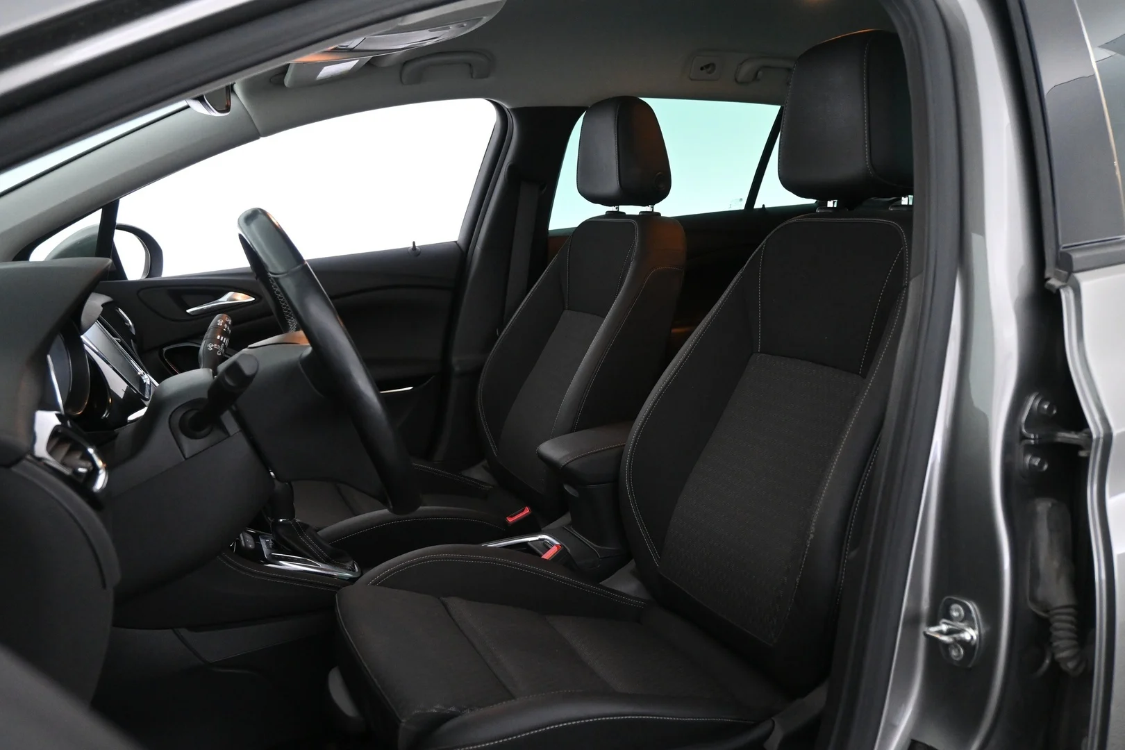 Car Image - 4xztEDkDkbkd2HqHJqp3tU