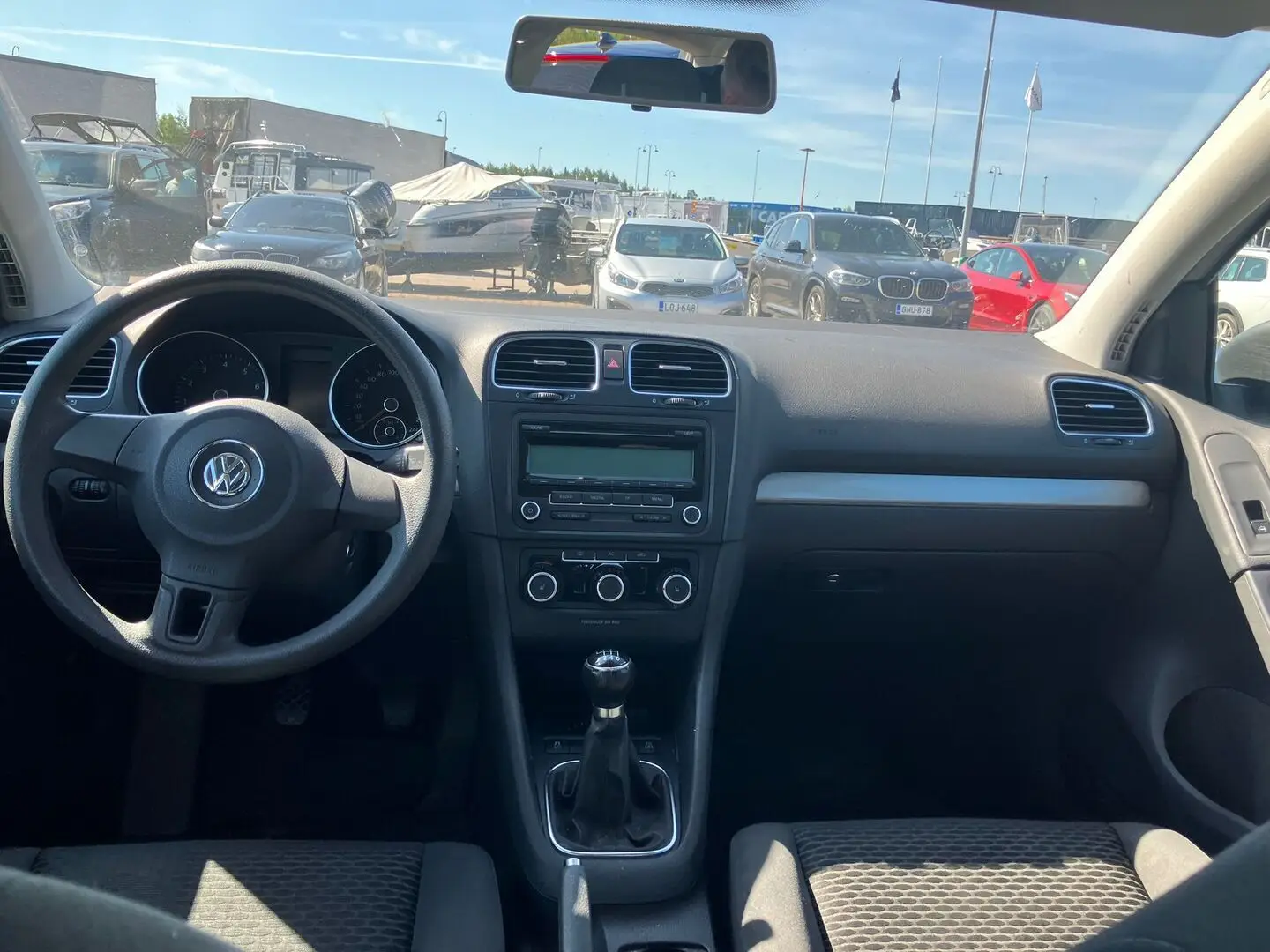 Car Image - zStA2JYQhgx1bFcW5E1LI