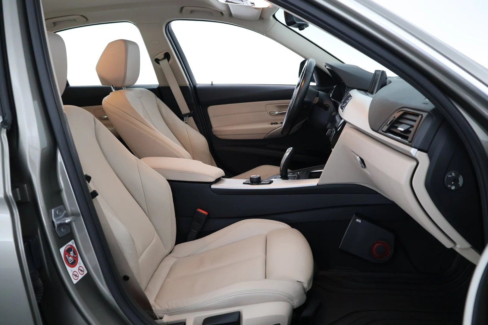 Car Image - 6yn35AYxzEgKTNM6z9IOZO