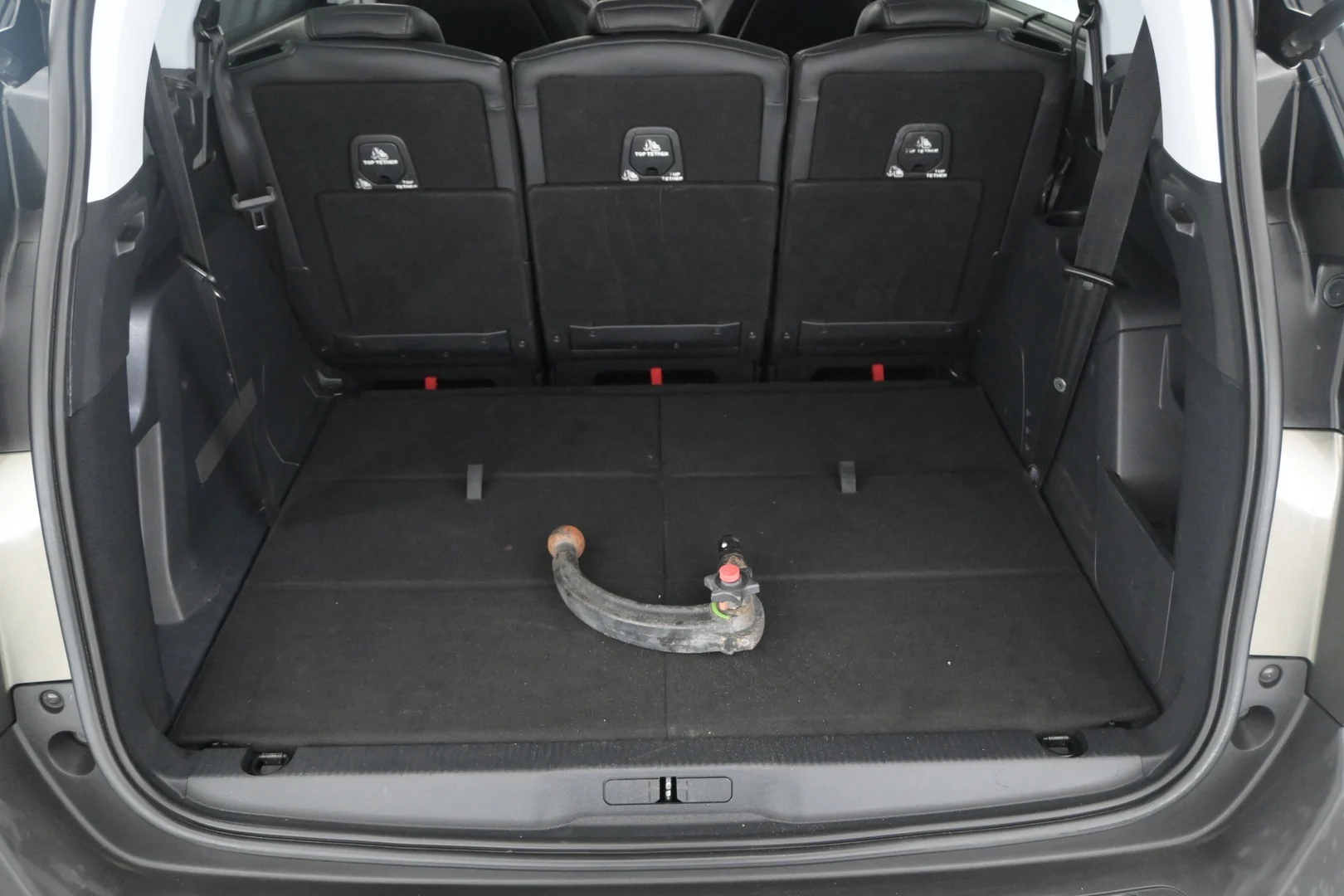 Car Image - 3HuIPffX6hK21drbtAWuVL