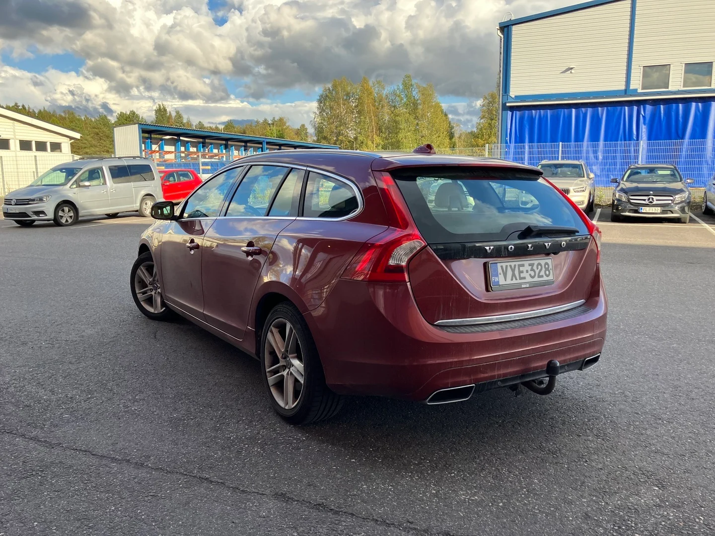 Car Image - 6RDeXwiQfgXieS1jYTnJSJ