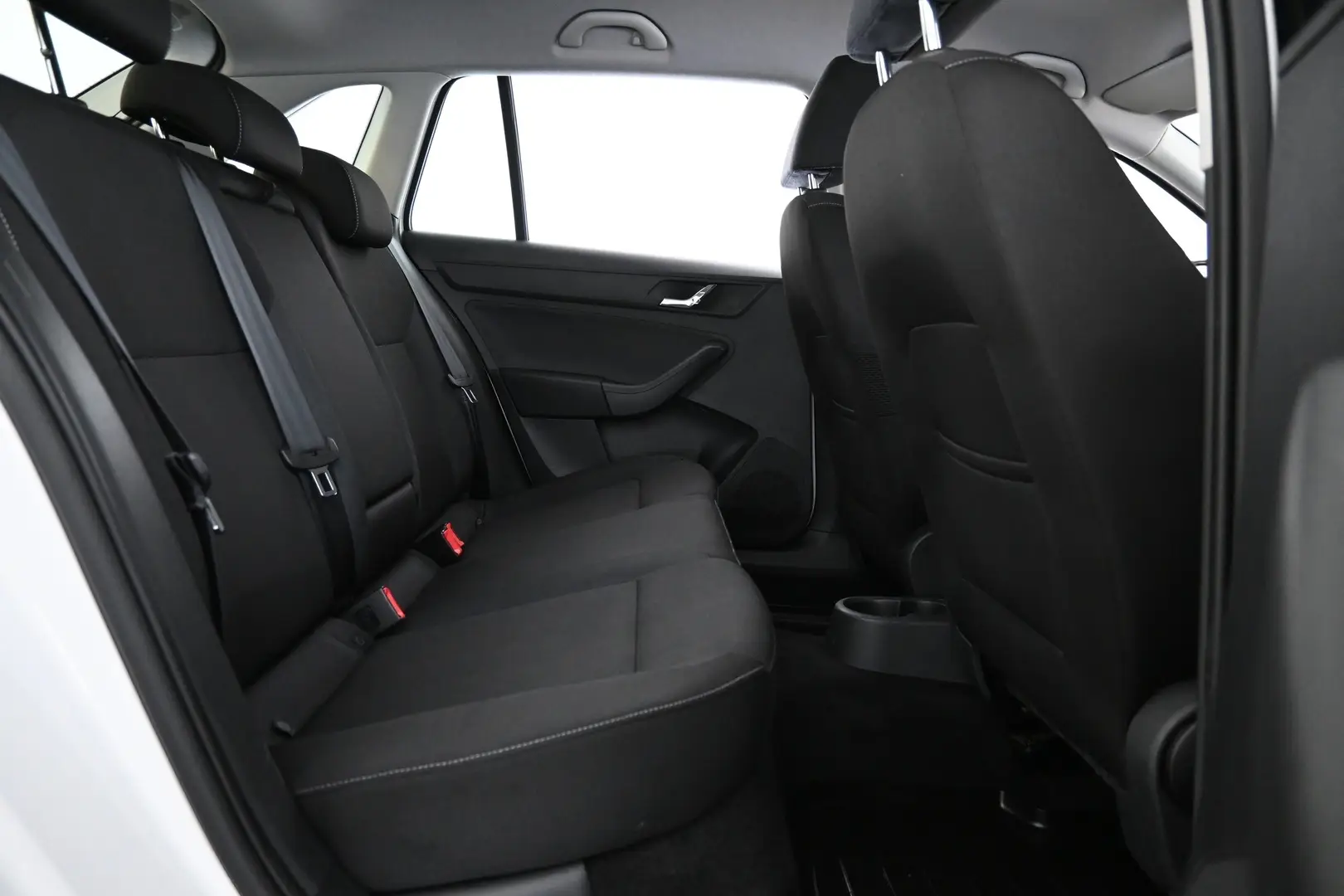Car Image - 4F5BYQqLp1x2IHsR5lV7FD