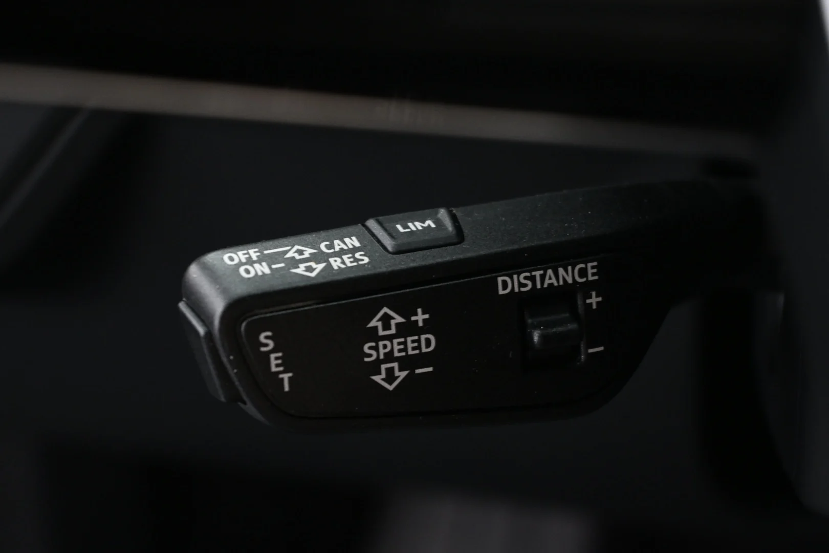 Car Image - 2Z1cQnCnTOl1jcjlDo9D9i