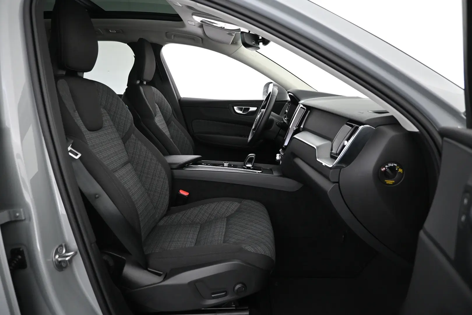 Car Image - 1kuGecWPpTaPvgw10X8Mge