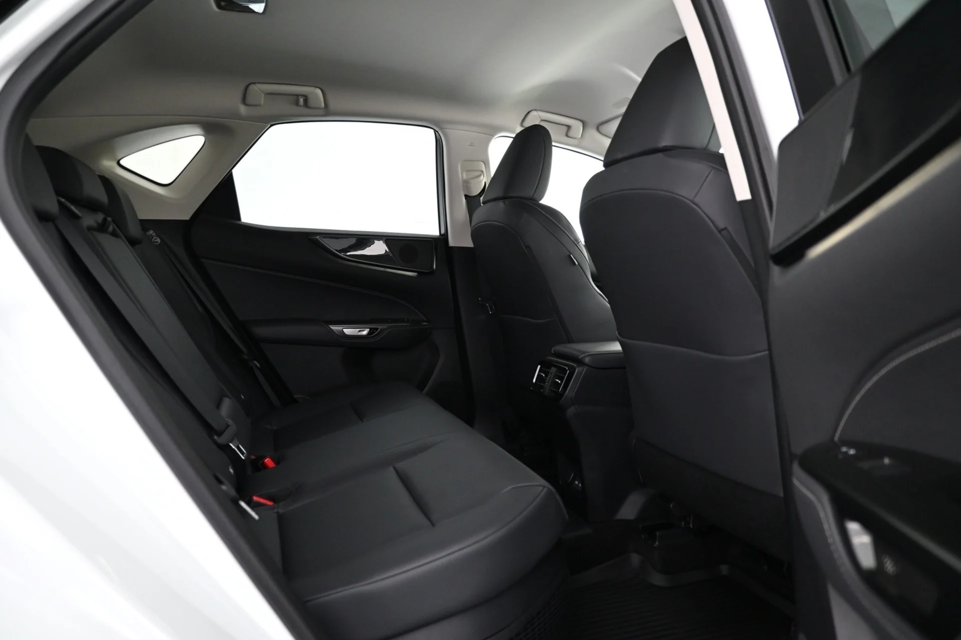 Car Image - 5fqYJBbXowPP5dswGb3Gwz