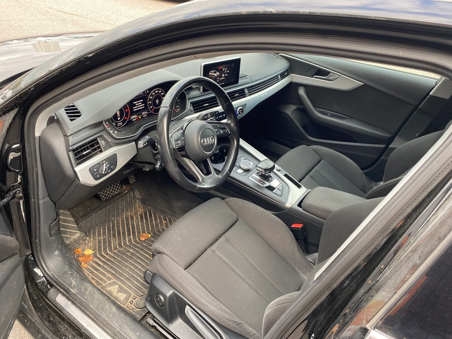 Car Image - 2c6xDsRCmhujsJdwzuokN3