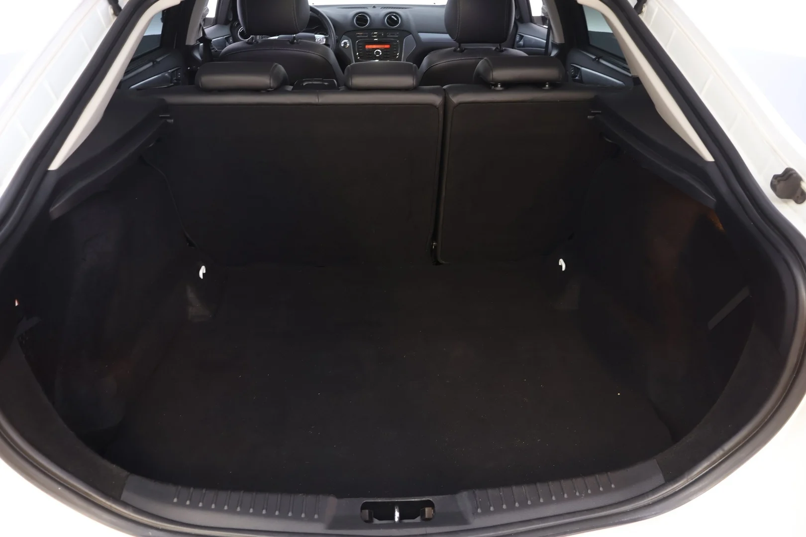 Car Image - 5llDR4eUz4Dy0ixkuqBIos