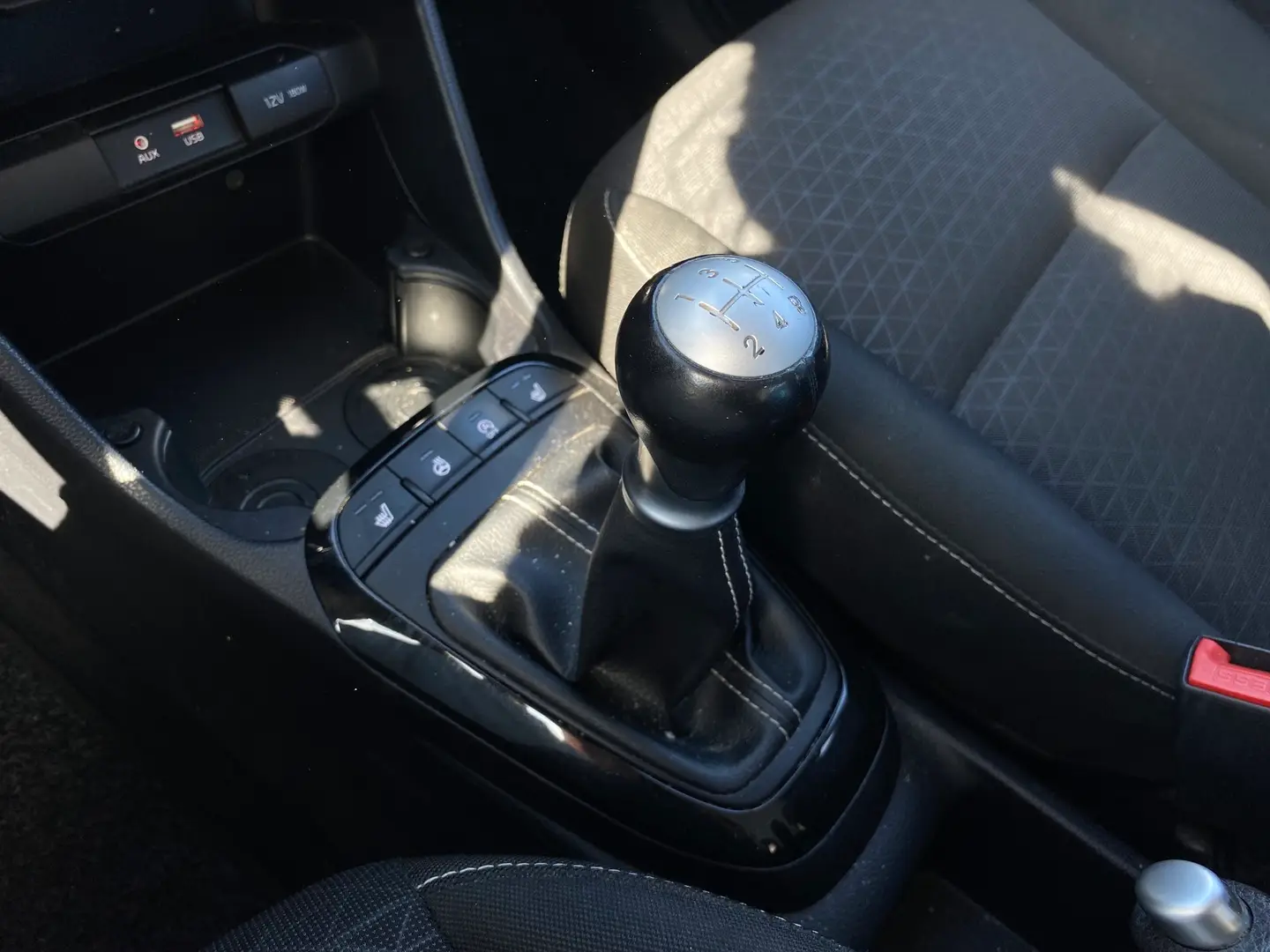 Car Image - 5z44gqfF7Jkyn2nGnHck6t