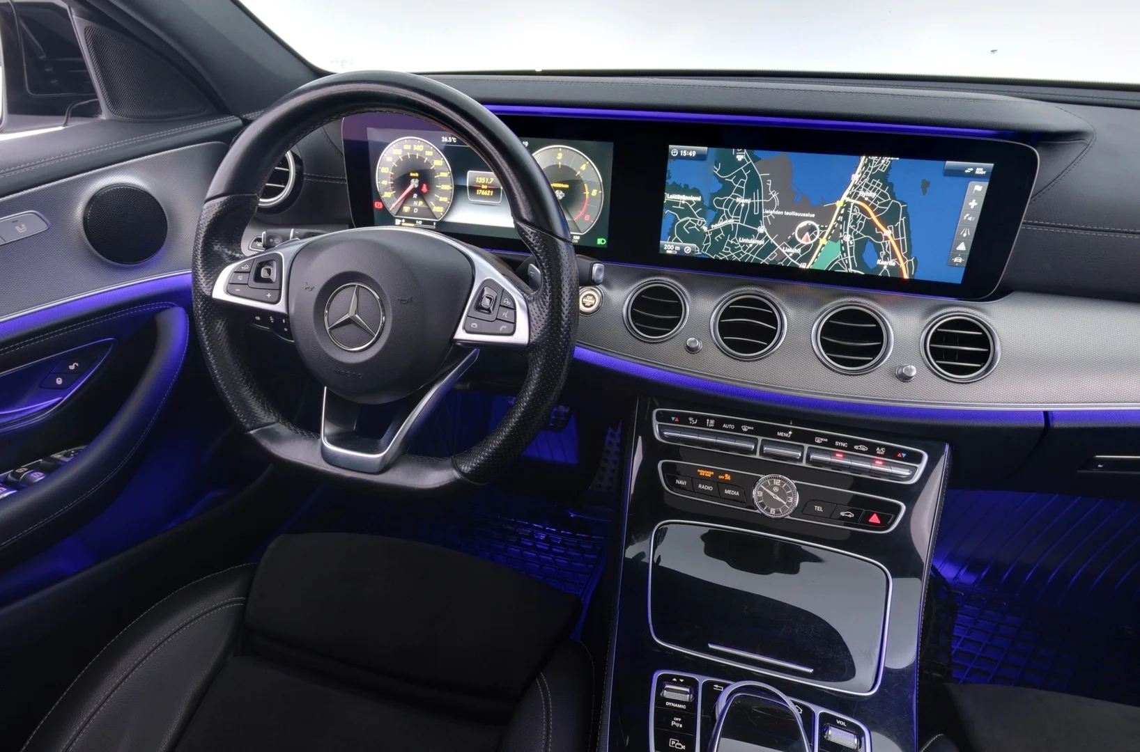 Car Image - 1zwmZhcmL3TILbGUDpH6yO