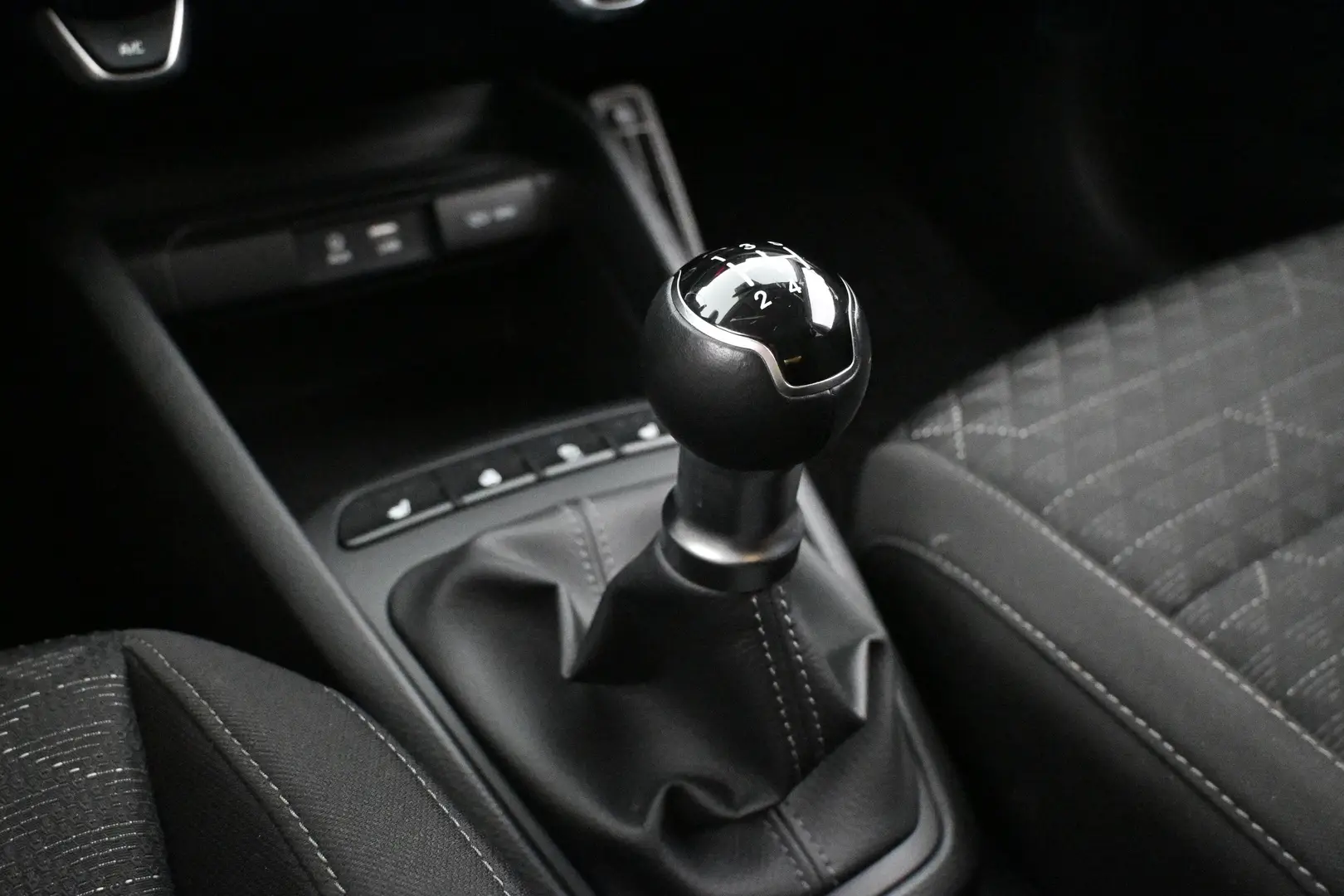 Car Image - 7MmIH69vMyIcCCtVjAOViT