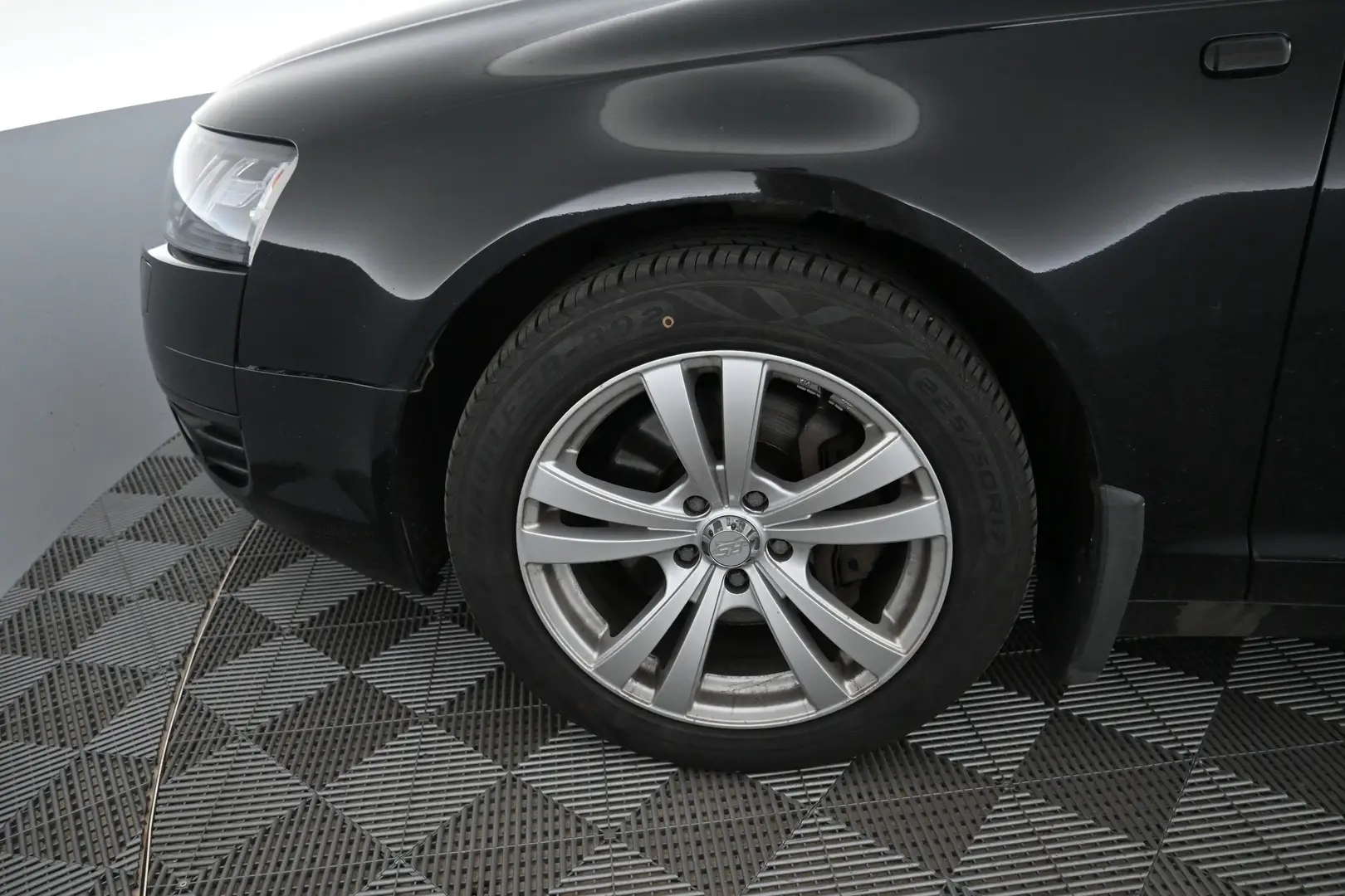 Car Image - 5g0JBX33N3sX9CK1t5J7DQ