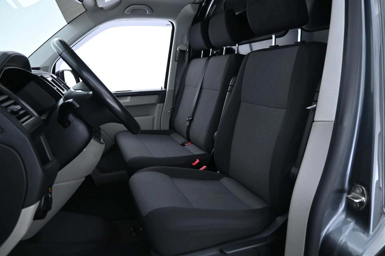 Car Image - 7nnIXOpYUIZTzbNh32Znvk
